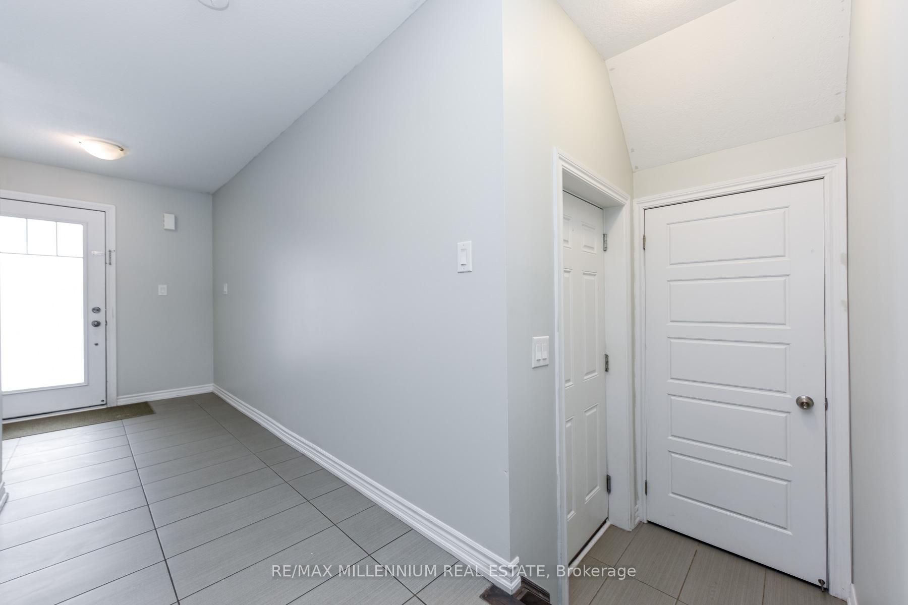 Photo 28 of 13 Hedges Crescent, Hamilton, Stoney Creek — HOMEH