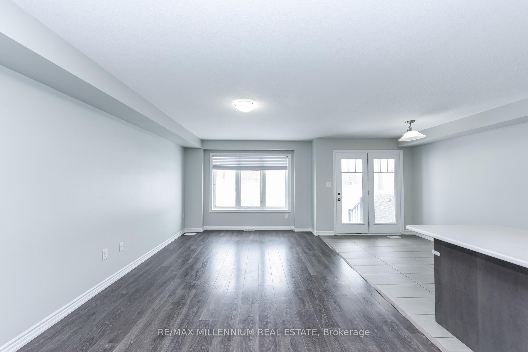 Photo 37 of 13 Hedges Crescent, Hamilton, Stoney Creek — HOMEH