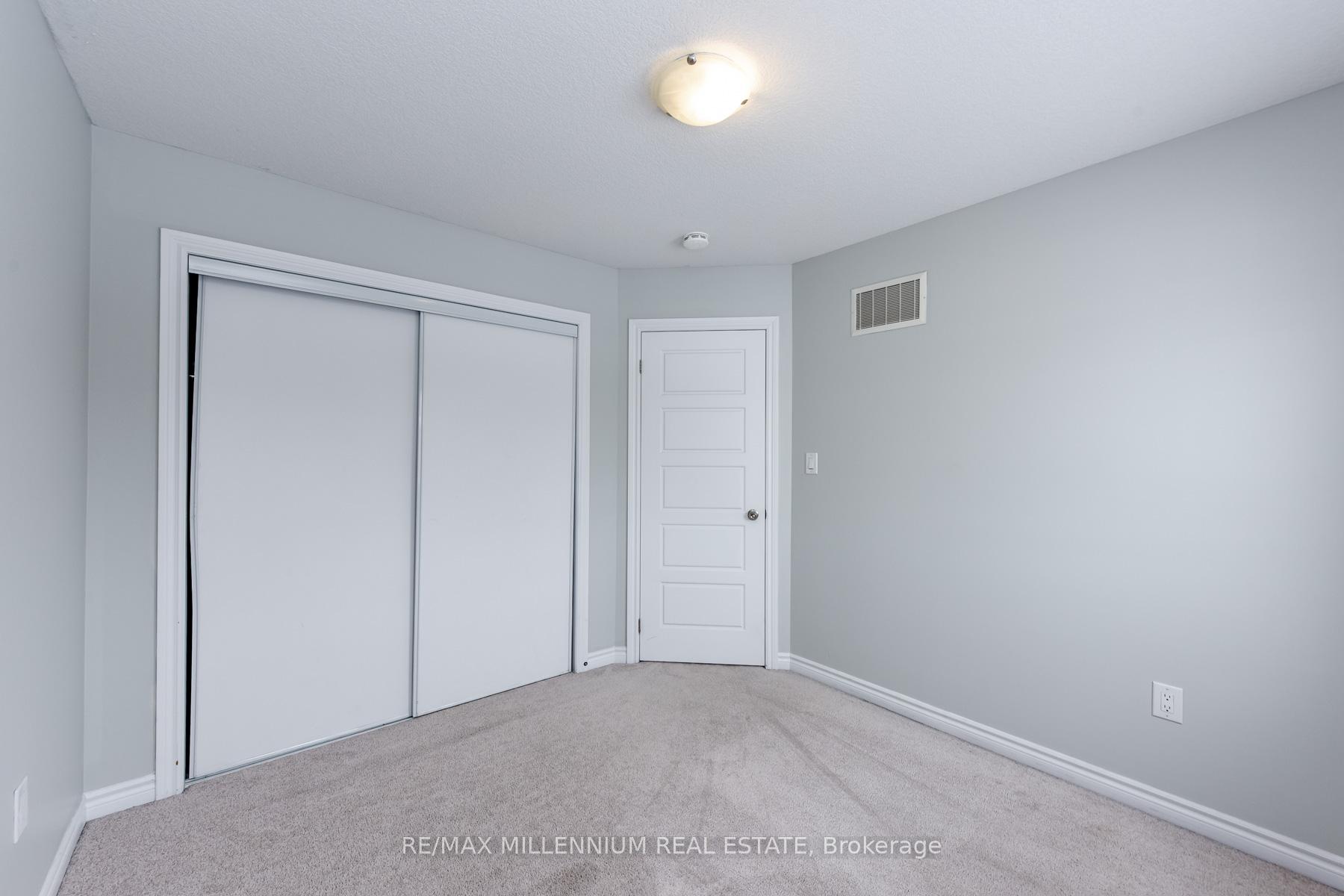 Photo 32 of 13 Hedges Crescent, Hamilton, Stoney Creek — HOMEH