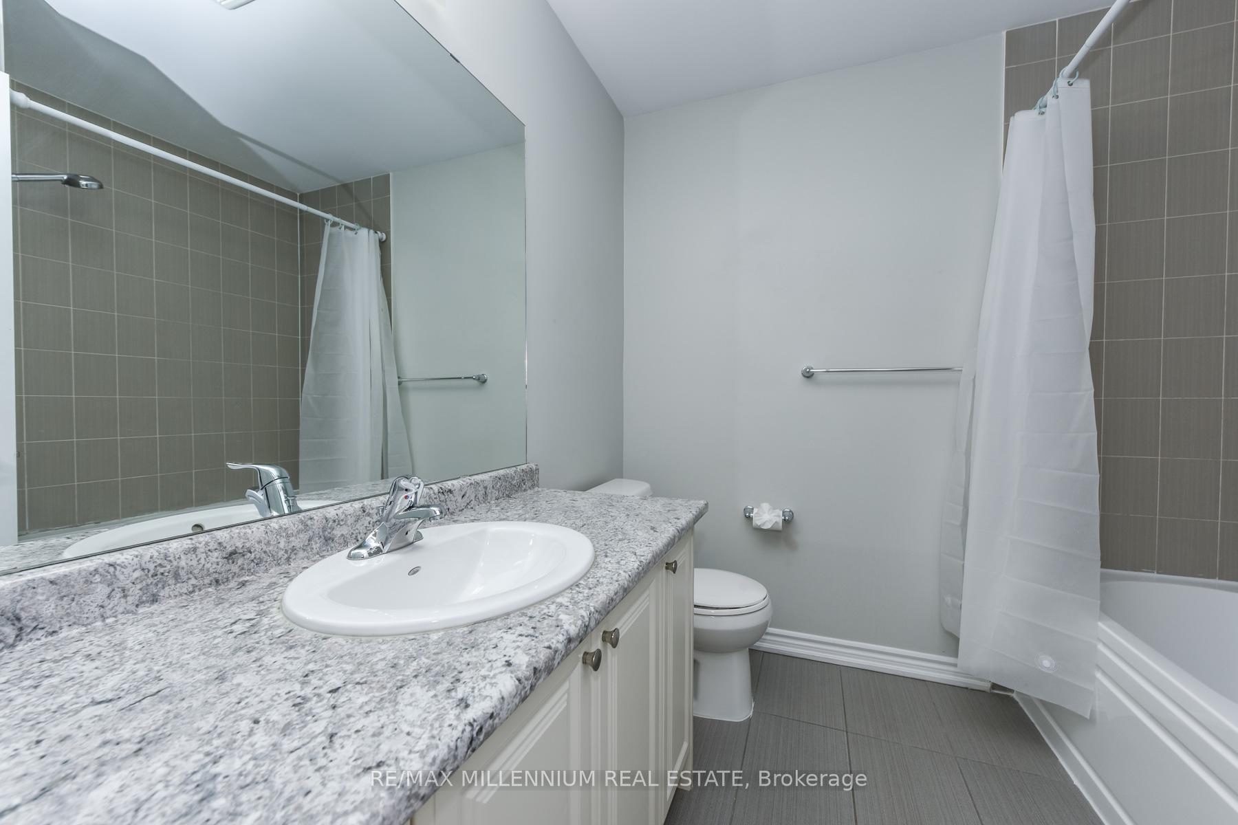 Photo 33 of 13 Hedges Crescent, Hamilton, Stoney Creek — HOMEH