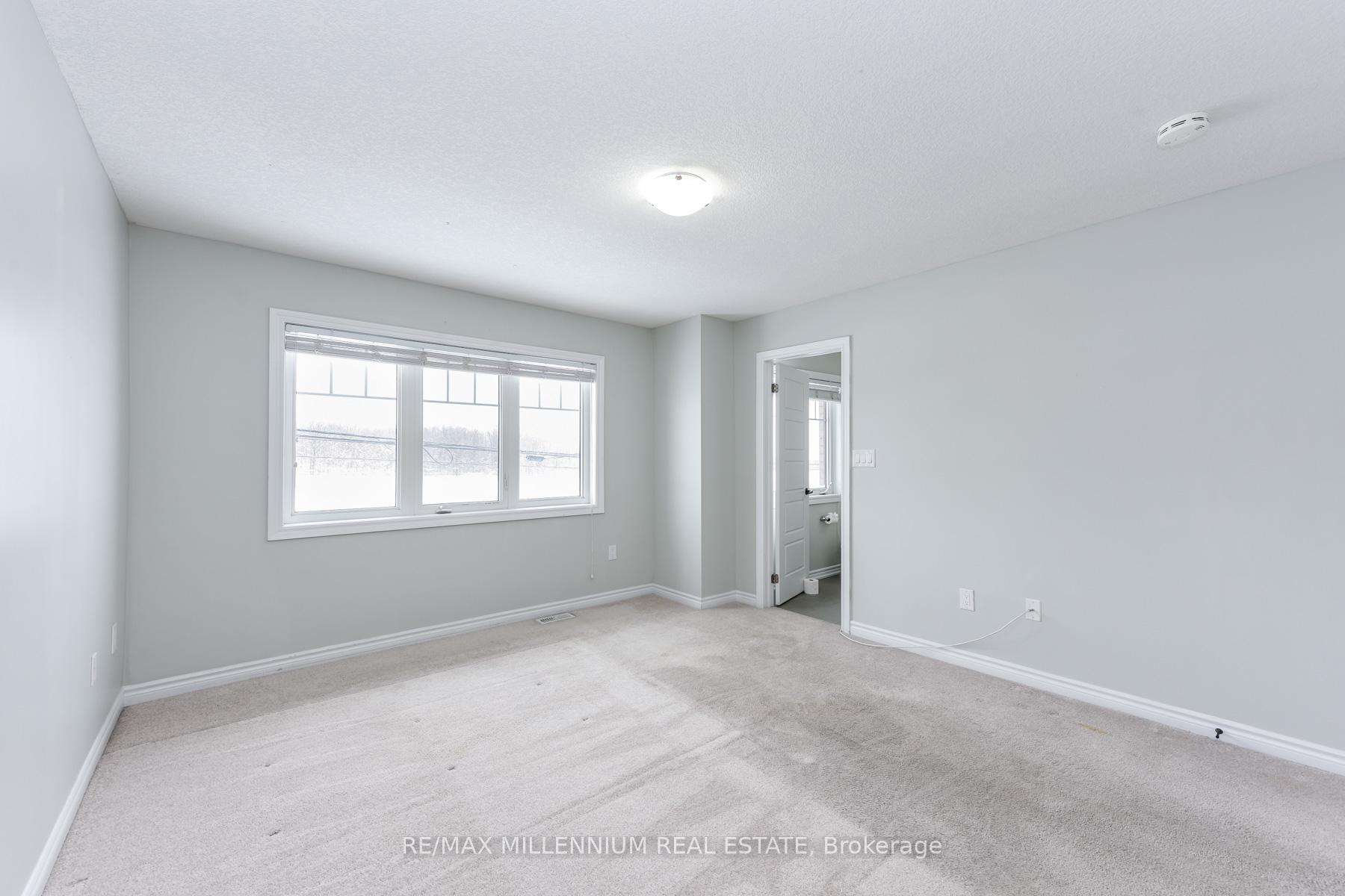 Photo 26 of 13 Hedges Crescent, Hamilton, Stoney Creek — HOMEH