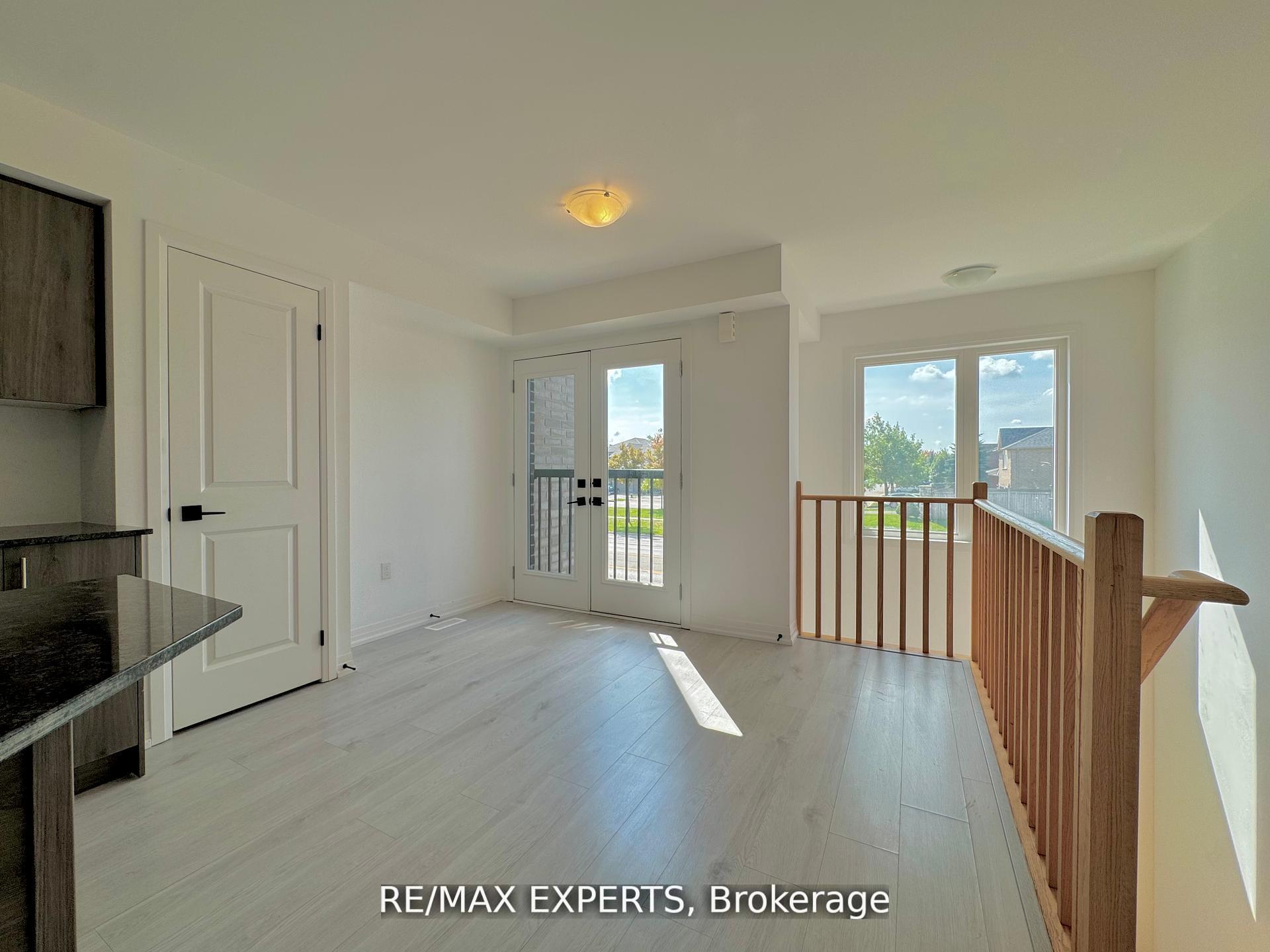 Photo 2 of 67 Fairlane Avenue, Barrie, Painswick South — HOMEH