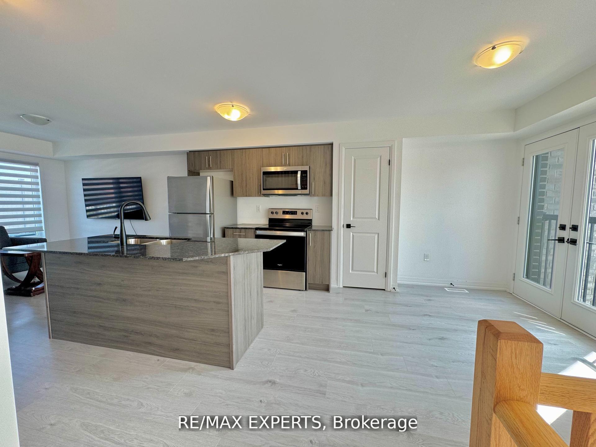 Photo 7 of 67 Fairlane Avenue, Barrie, Painswick South — HOMEH
