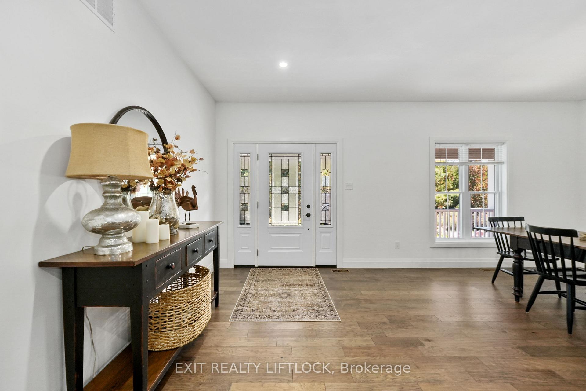 Photo 3 of 1658 County Road 40, Douro-Dummer — HOMEH