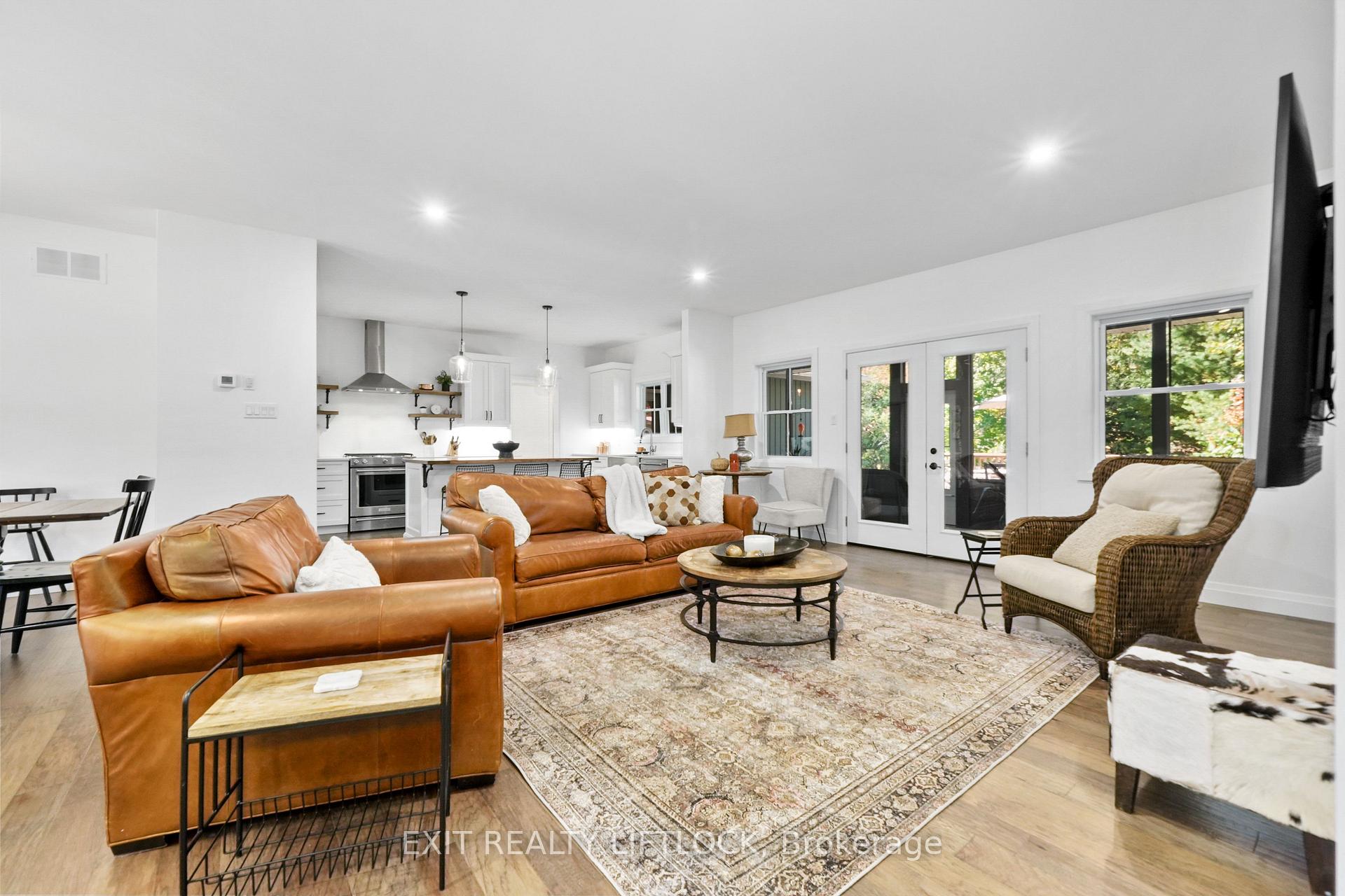 Photo 5 of 1658 County Road 40, Douro-Dummer — HOMEH