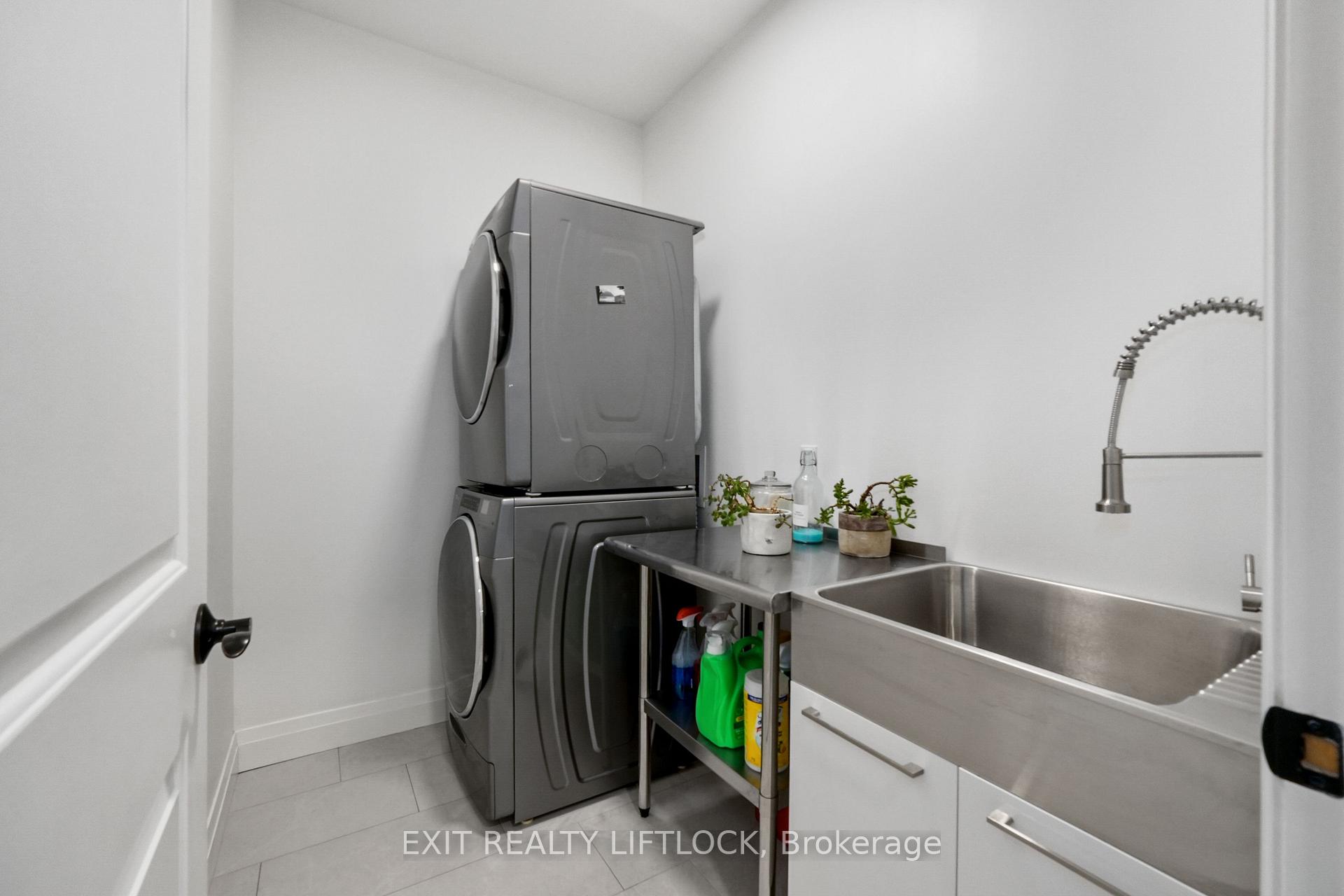 Photo 21 of 1658 County Road 40, Douro-Dummer — HOMEH