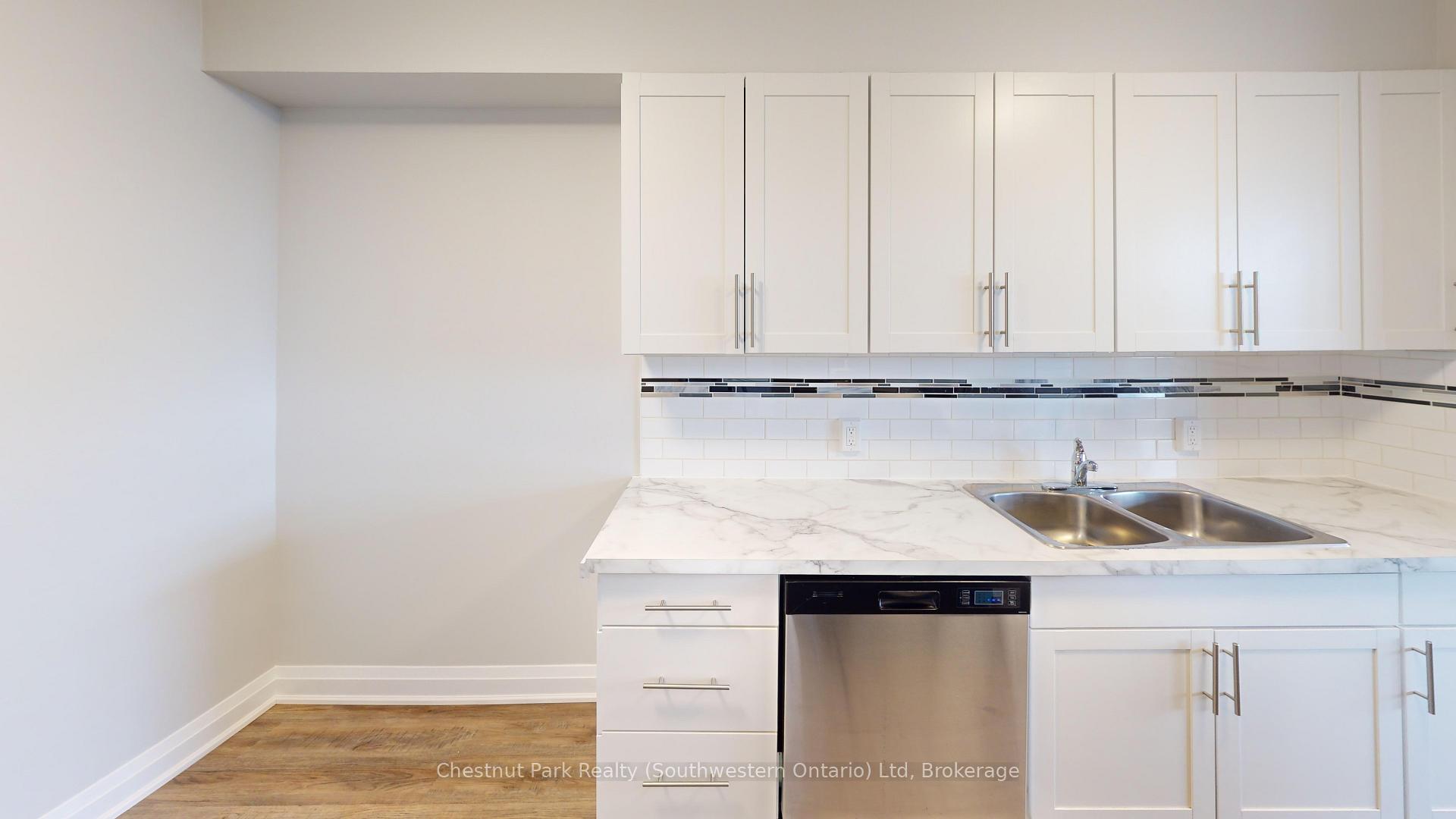 Photo 2 of Unit 1006, 2 Quebec Street, Guelph, Downtown — HOMEH