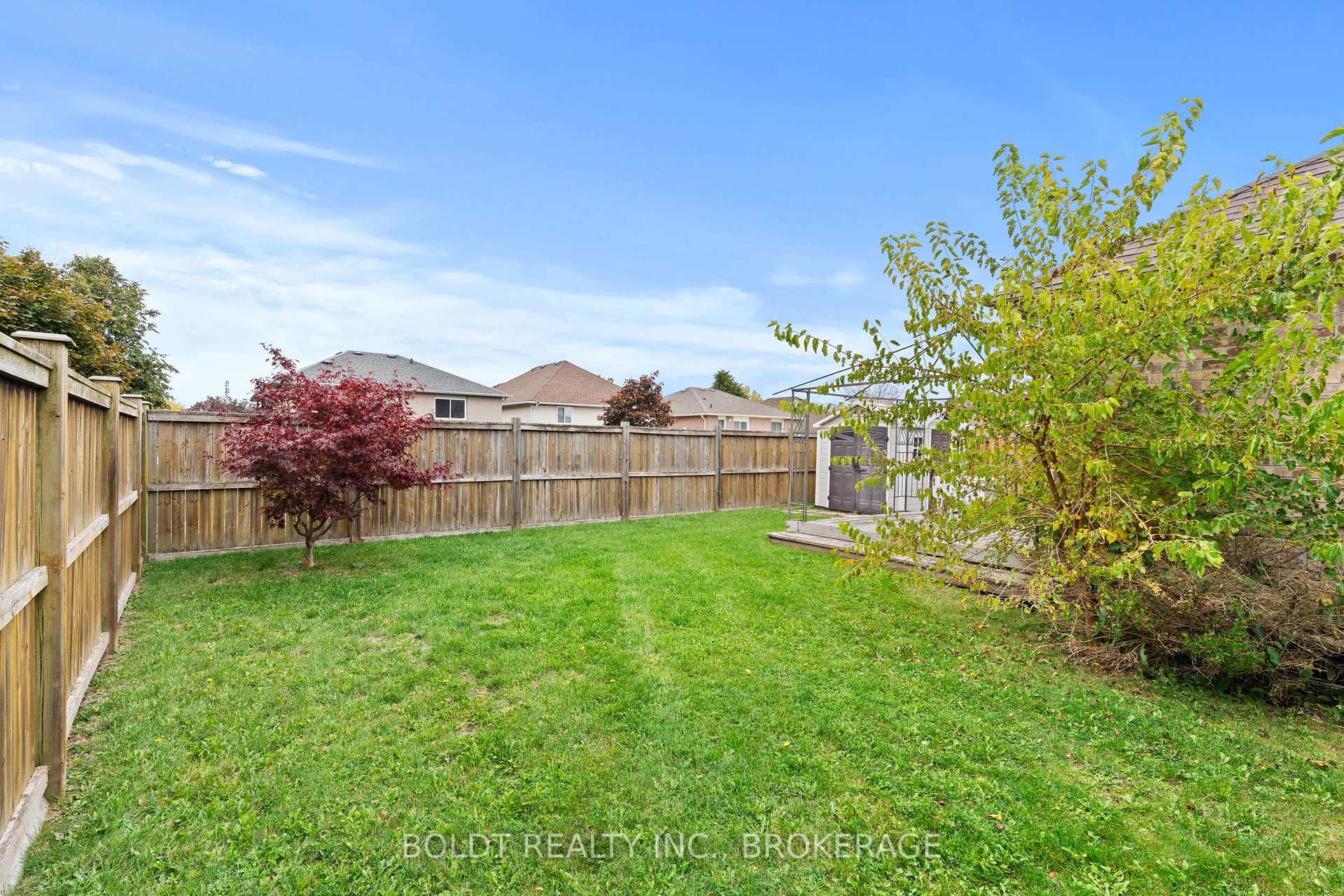 Photo 18 of 8 Willowlanding Court, Welland, N. Welland — HOMEH