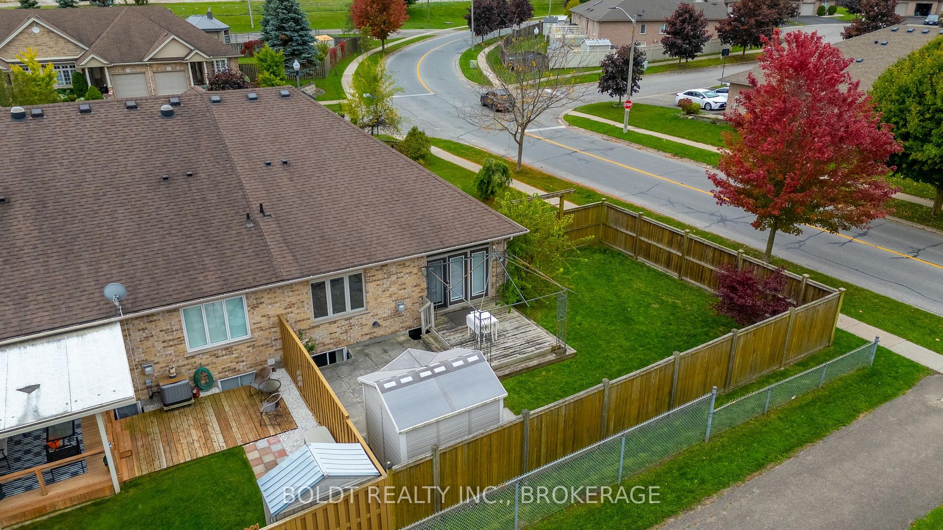 Photo 29 of 8 Willowlanding Court, Welland, N. Welland — HOMEH