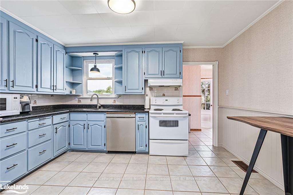 Photo 18 of 7430 County 91 Road, Clearview, Stayner — HOMEH