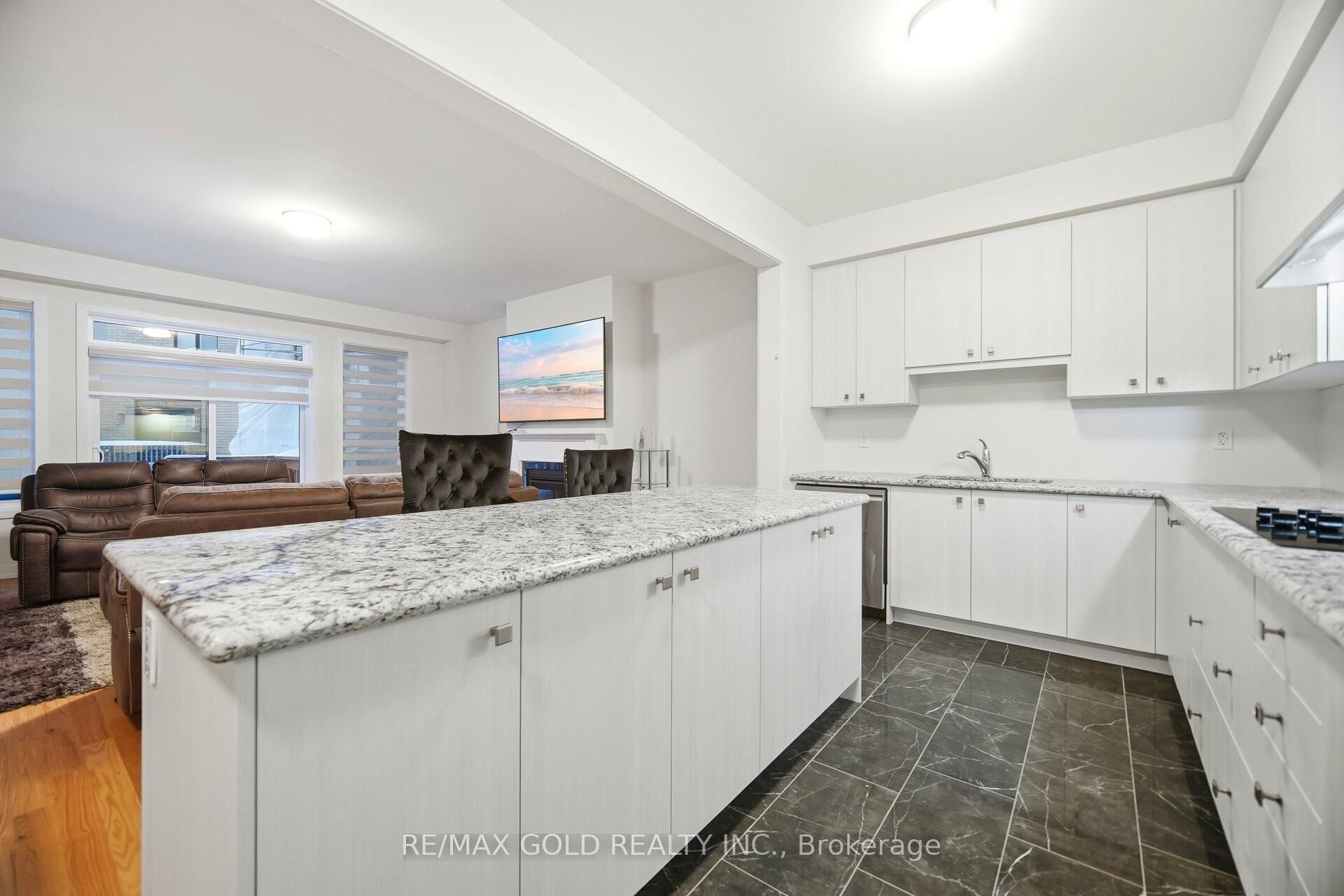 Photo 8 of 40 Aveena Road, Brampton, Bram East — HOMEH