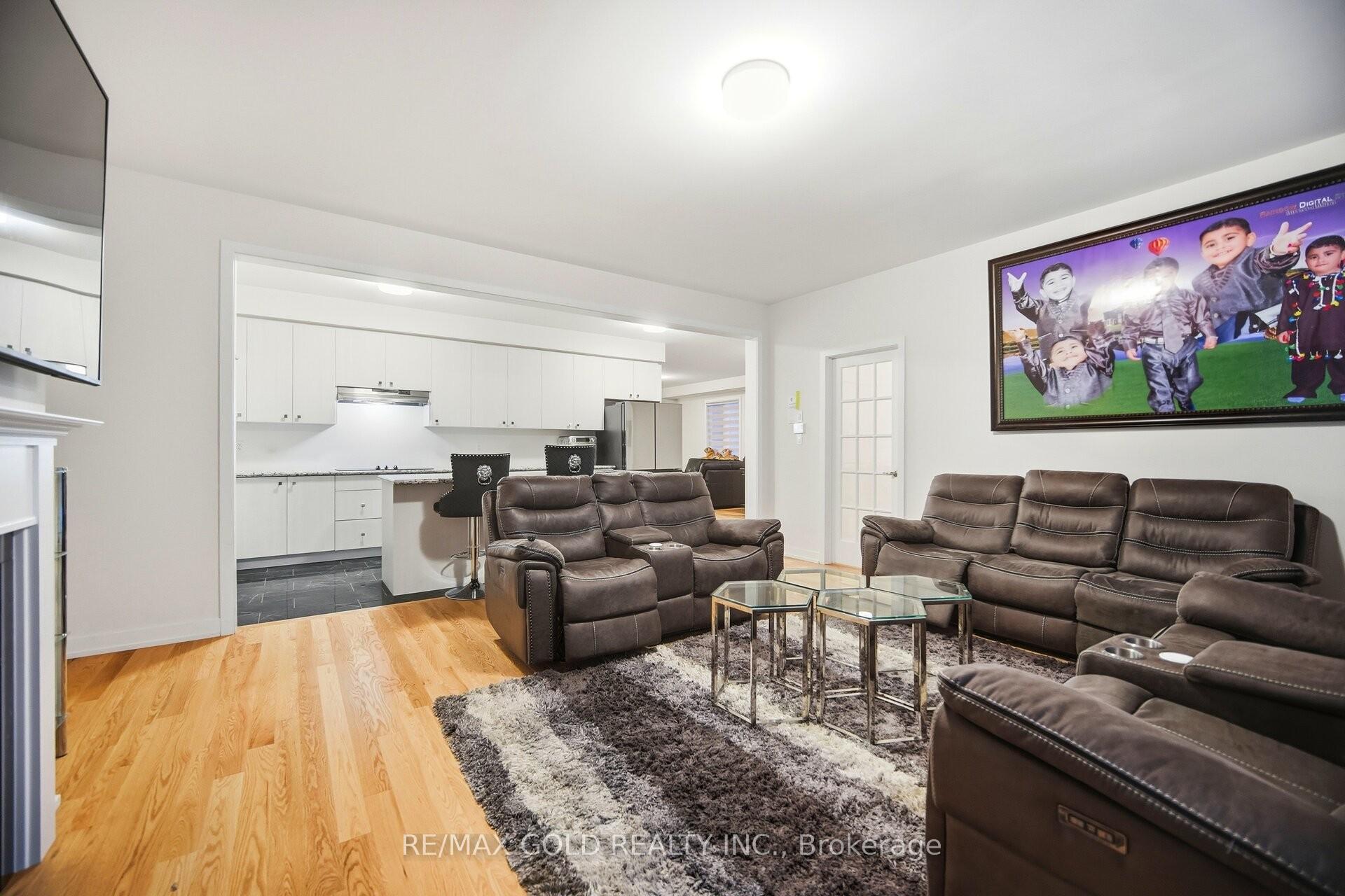 Photo 15 of 40 Aveena Road, Brampton, Bram East — HOMEH