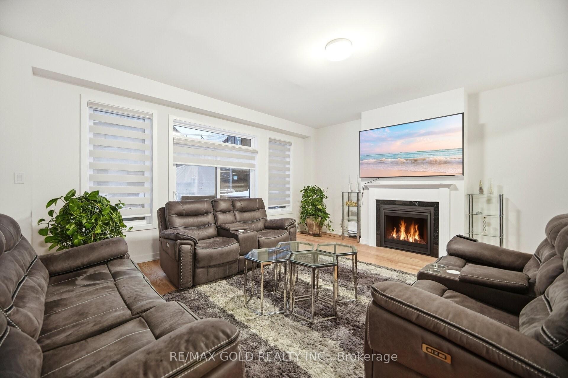 Photo 6 of 40 Aveena Road, Brampton, Bram East — HOMEH