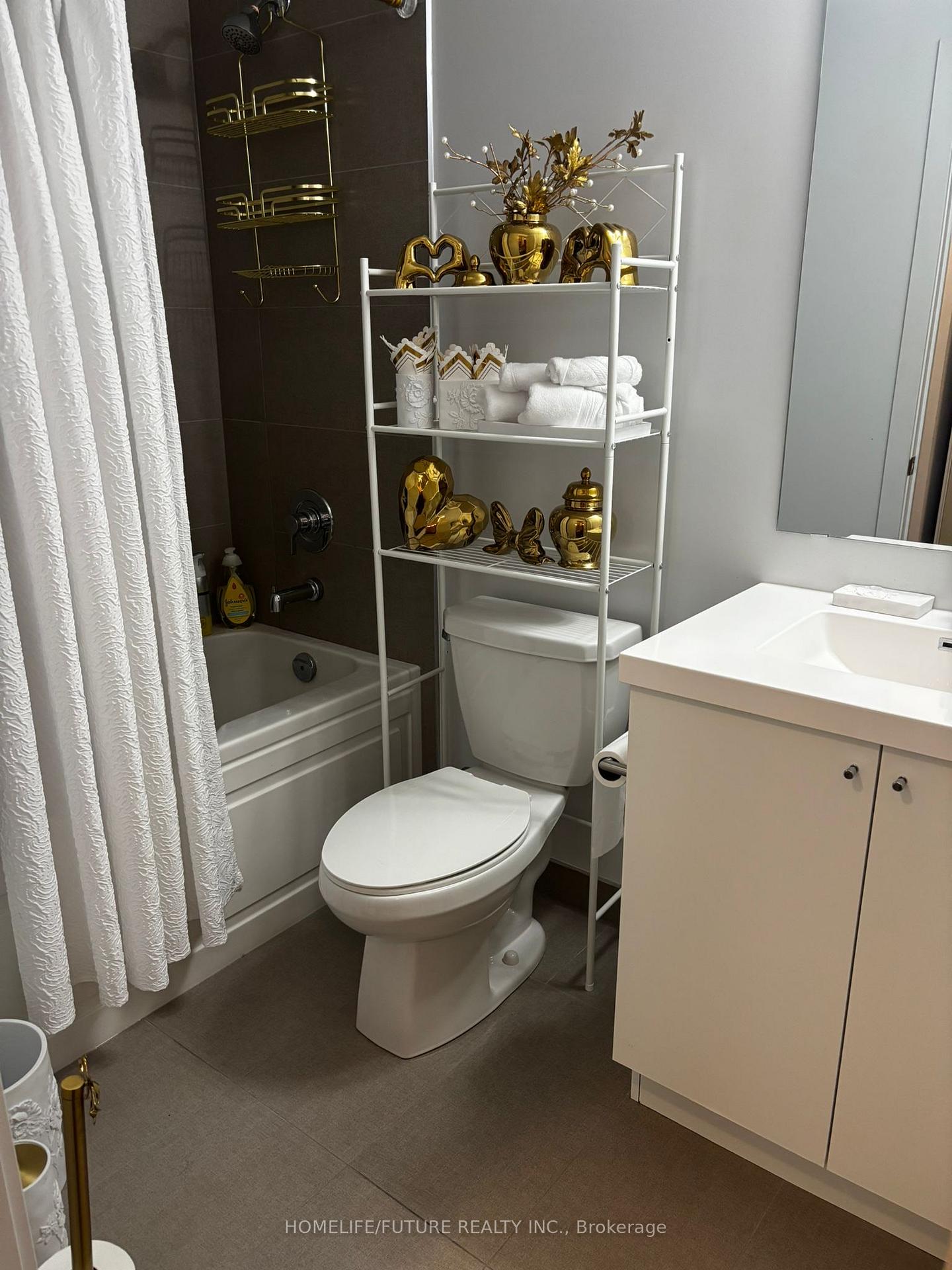 Photo 8 of Unit 1809, 2550 Simcoe Street N, Oshawa, Windfields — HOMEH