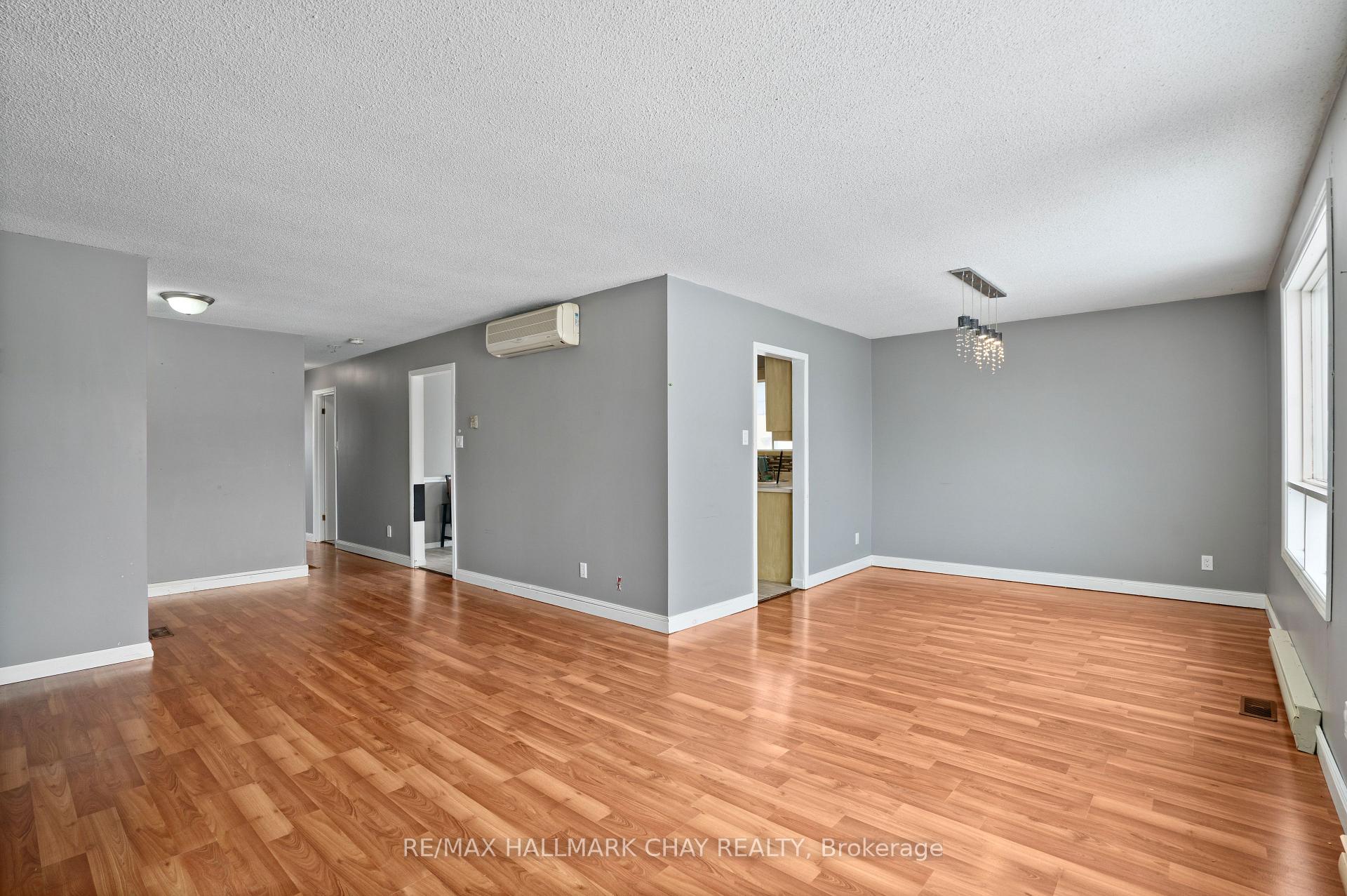Photo 11 of 7481 County Road 91, Clearview, Stayner — HOMEH