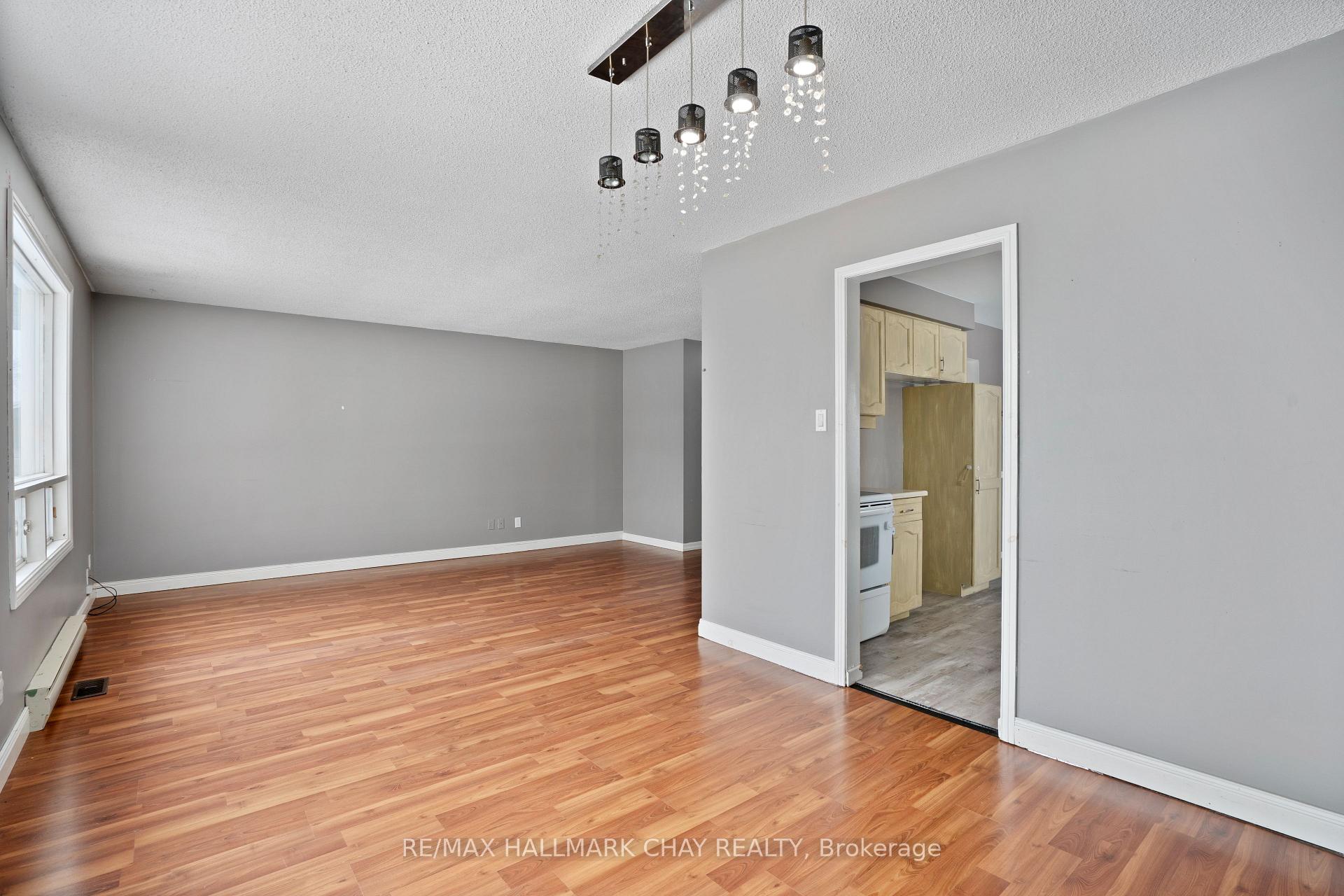 Photo 5 of 7481 County Road 91, Clearview, Stayner — HOMEH