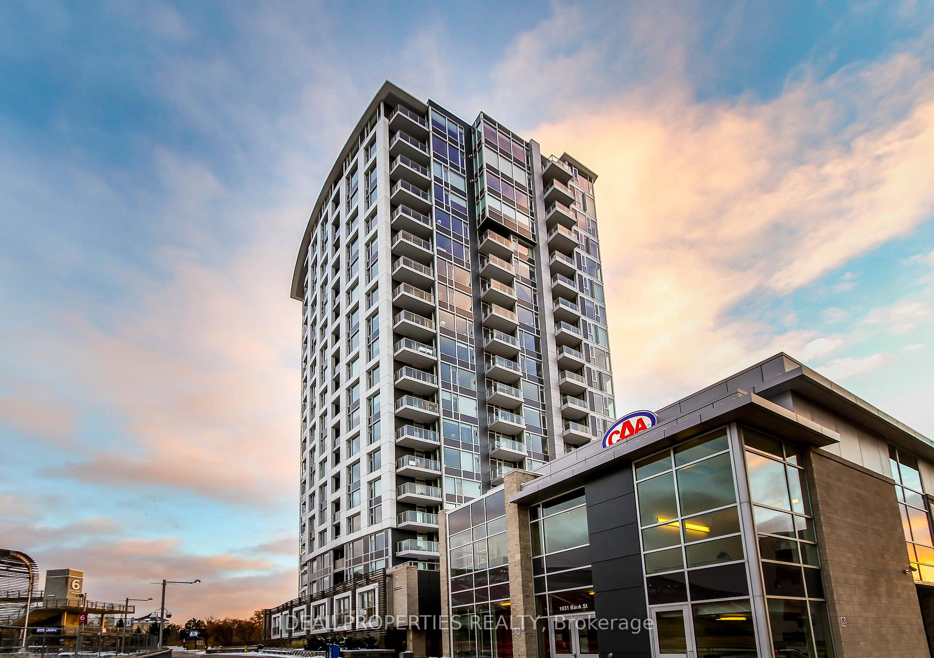 Front of Unit 1408, 1035 Bank Street N