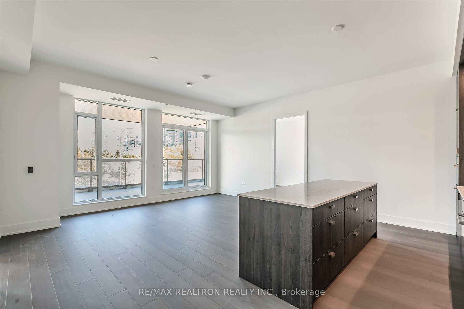 Photo 6 of Unit 316, 399 Royal Orchard Boulevard, Markham, Royal Orchard — HOMEH