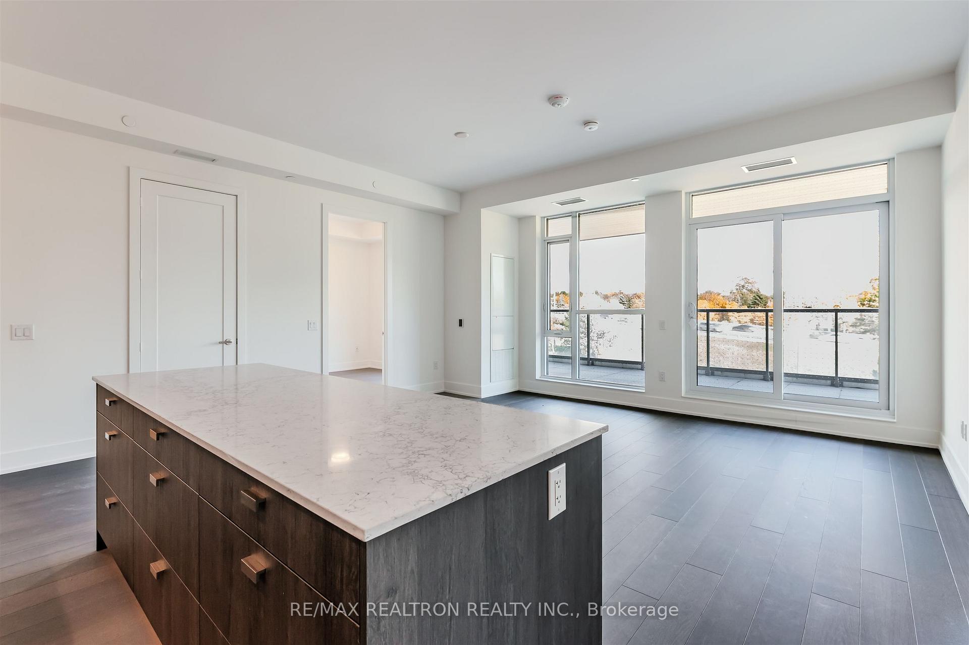 Photo 8 of Unit 316, 399 Royal Orchard Boulevard, Markham, Royal Orchard — HOMEH