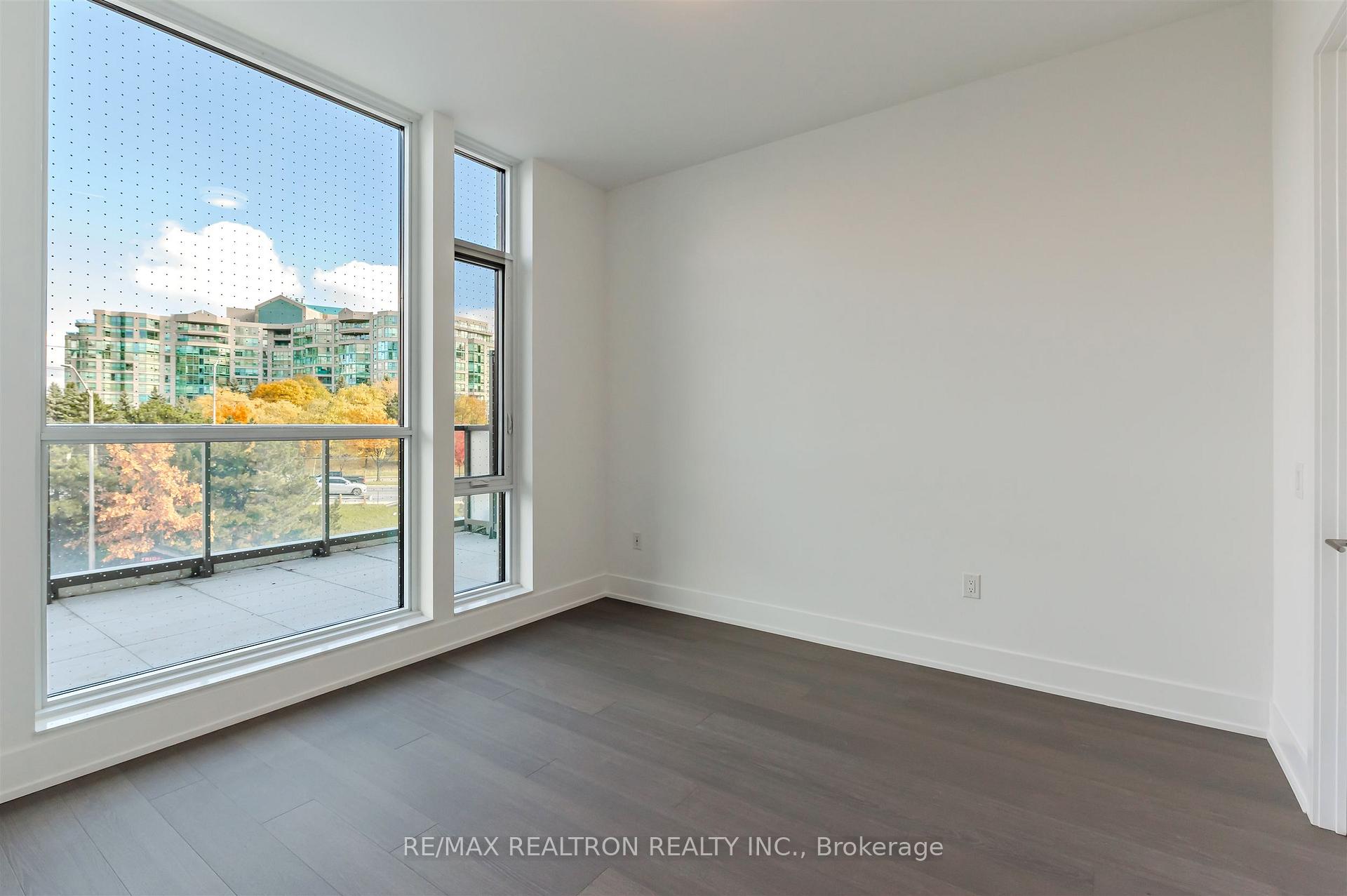Photo 9 of Unit 316, 399 Royal Orchard Boulevard, Markham, Royal Orchard — HOMEH
