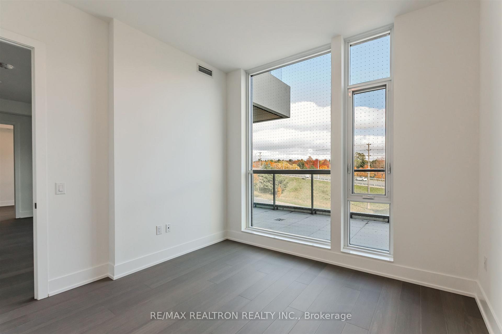 Photo 12 of Unit 316, 399 Royal Orchard Boulevard, Markham, Royal Orchard — HOMEH