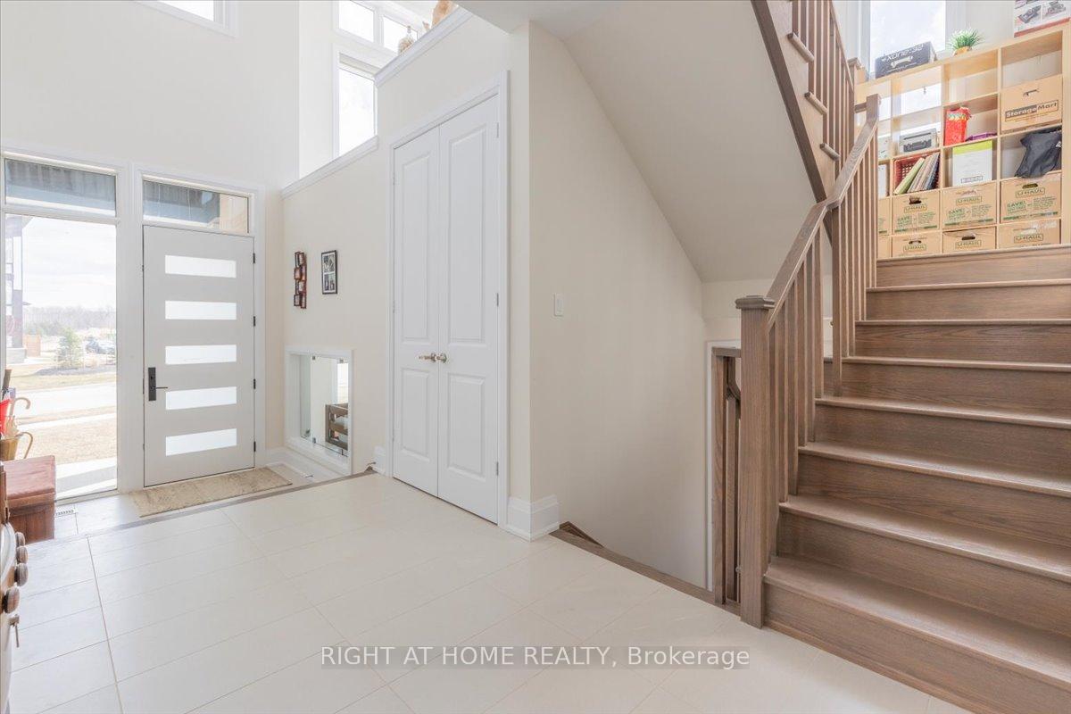 Photo 5 of 120 Stoneleigh Drive, Blue Mountains — HOMEH