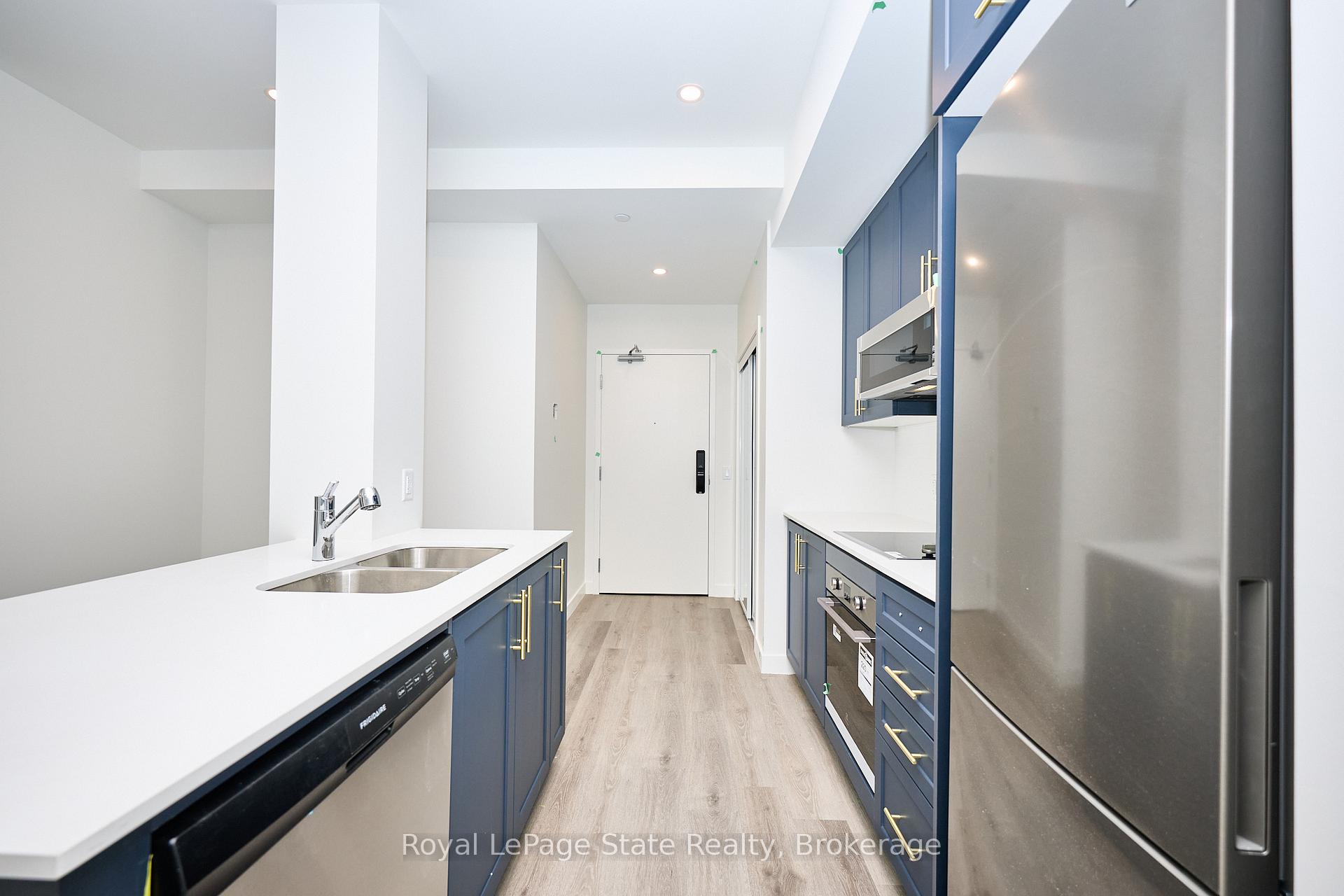 Photo 16 of Unit 615, 461 Green Road, Hamilton, Lakeshore — HOMEH