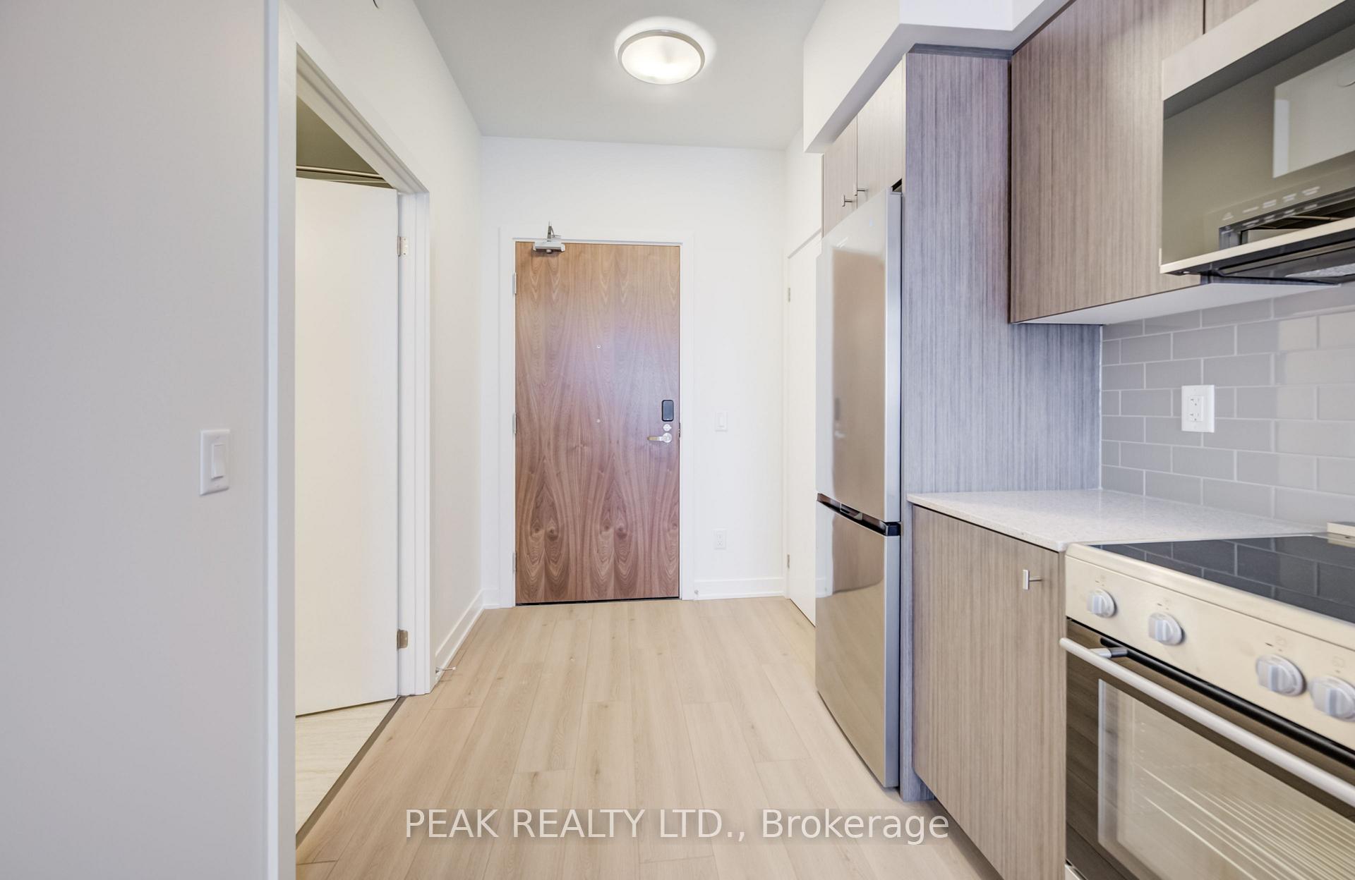 Photo 5 of Unit 2005, 25 Wellington Street W, Kitchener — HOMEH