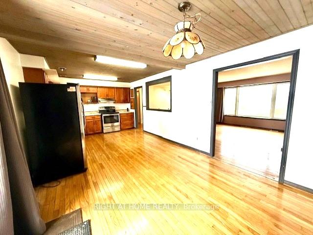 Photo 23 of 37 Pettet Drive, Scugog, Rural Scugog — HOMEH