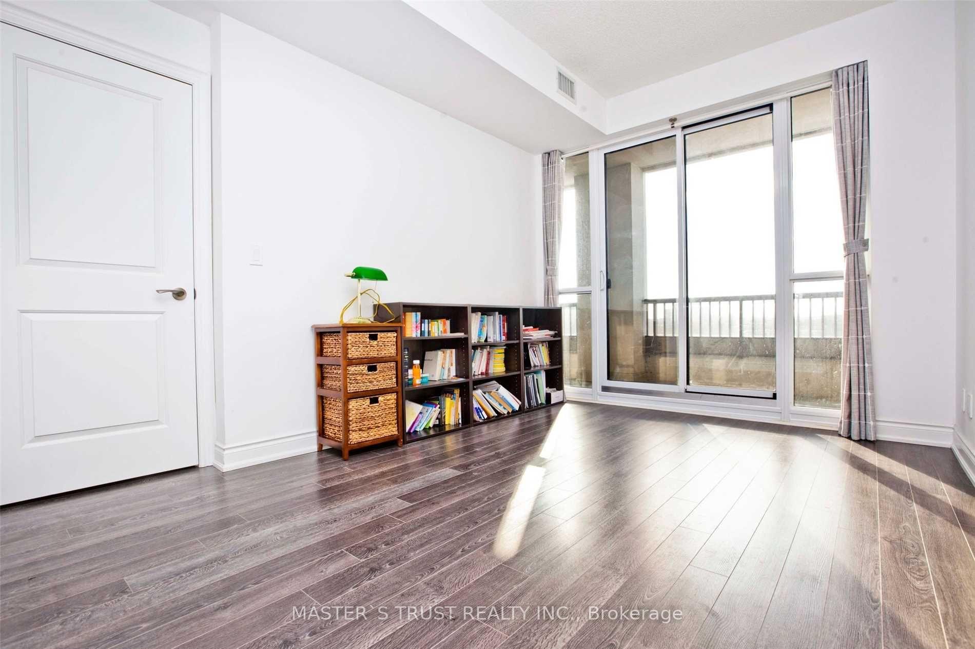 Photo 18 of Unit 512, 38 Cedarland Drive, Markham, Unionville — HOMEH