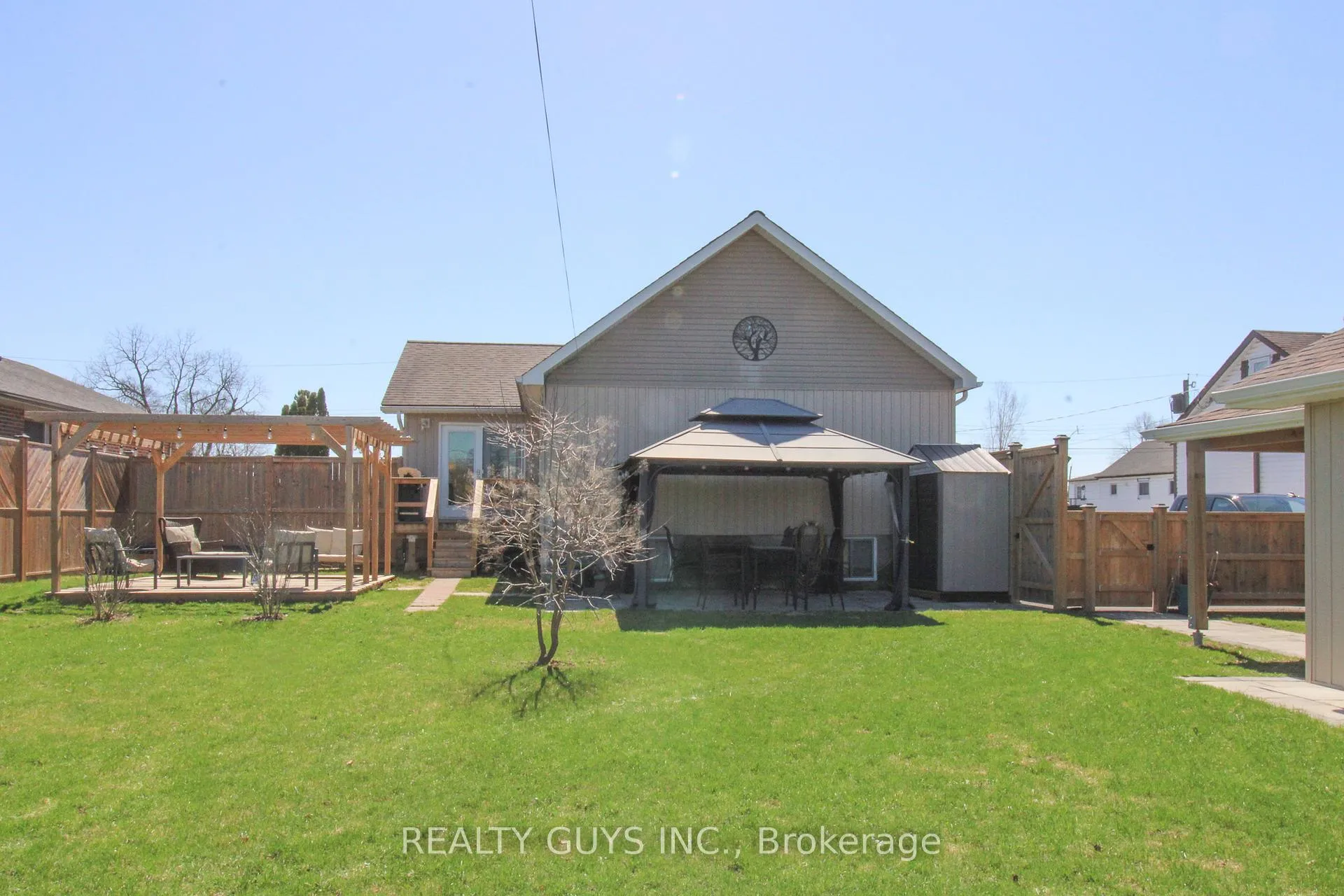 Photo 8 of 660 Orpington Road, Peterborough, Otonabee Ward 1 — HOMEH