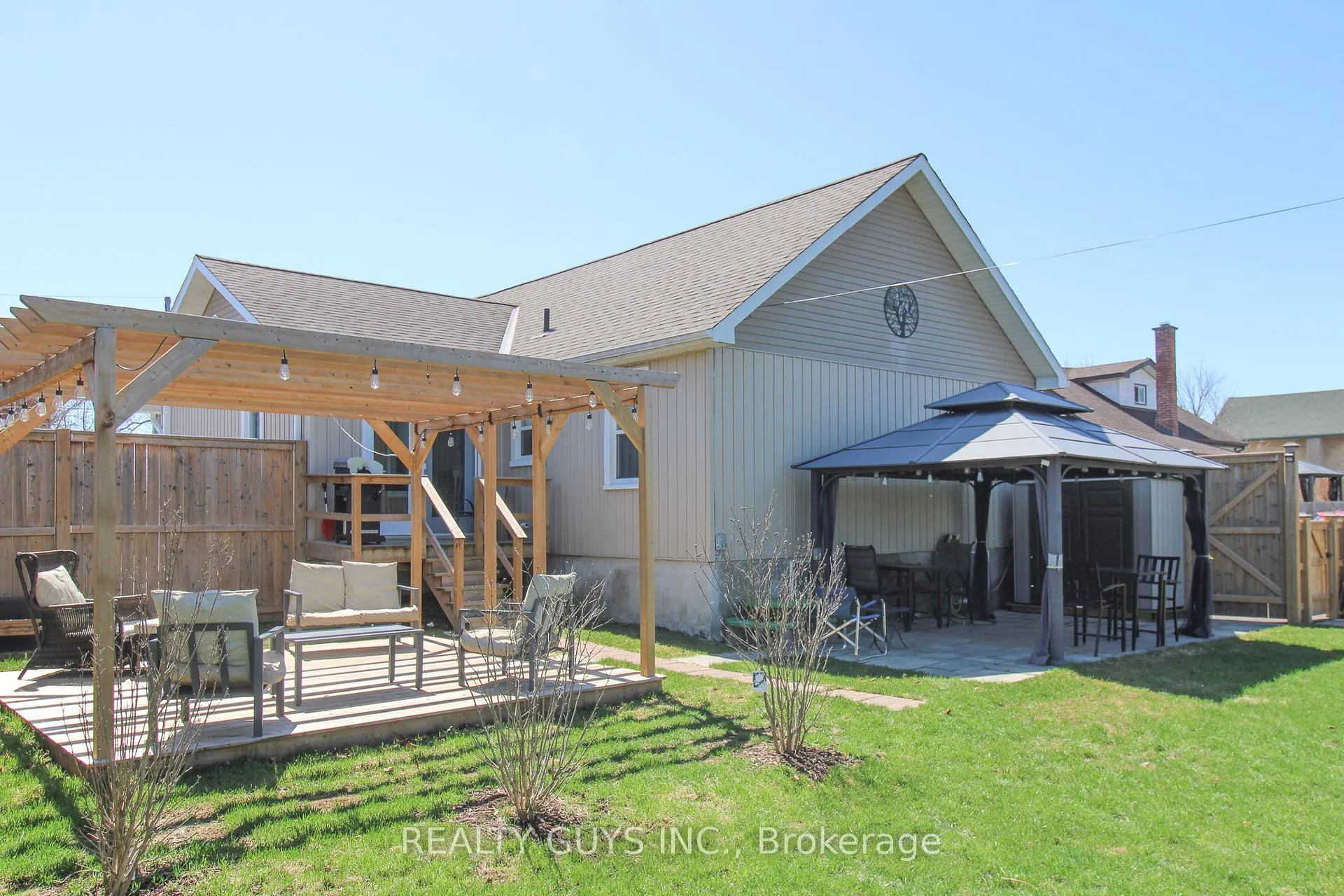 Photo 9 of 660 Orpington Road, Peterborough, Otonabee Ward 1 — HOMEH