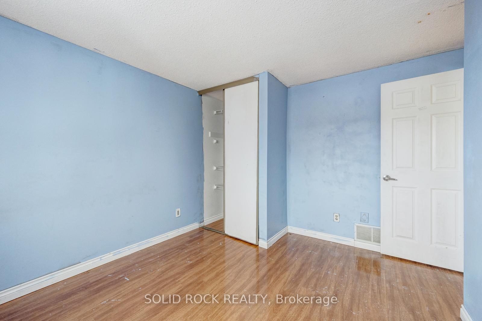 Photo 32 of 42 Kline Court, Brampton, Heart Lake West — HOMEH