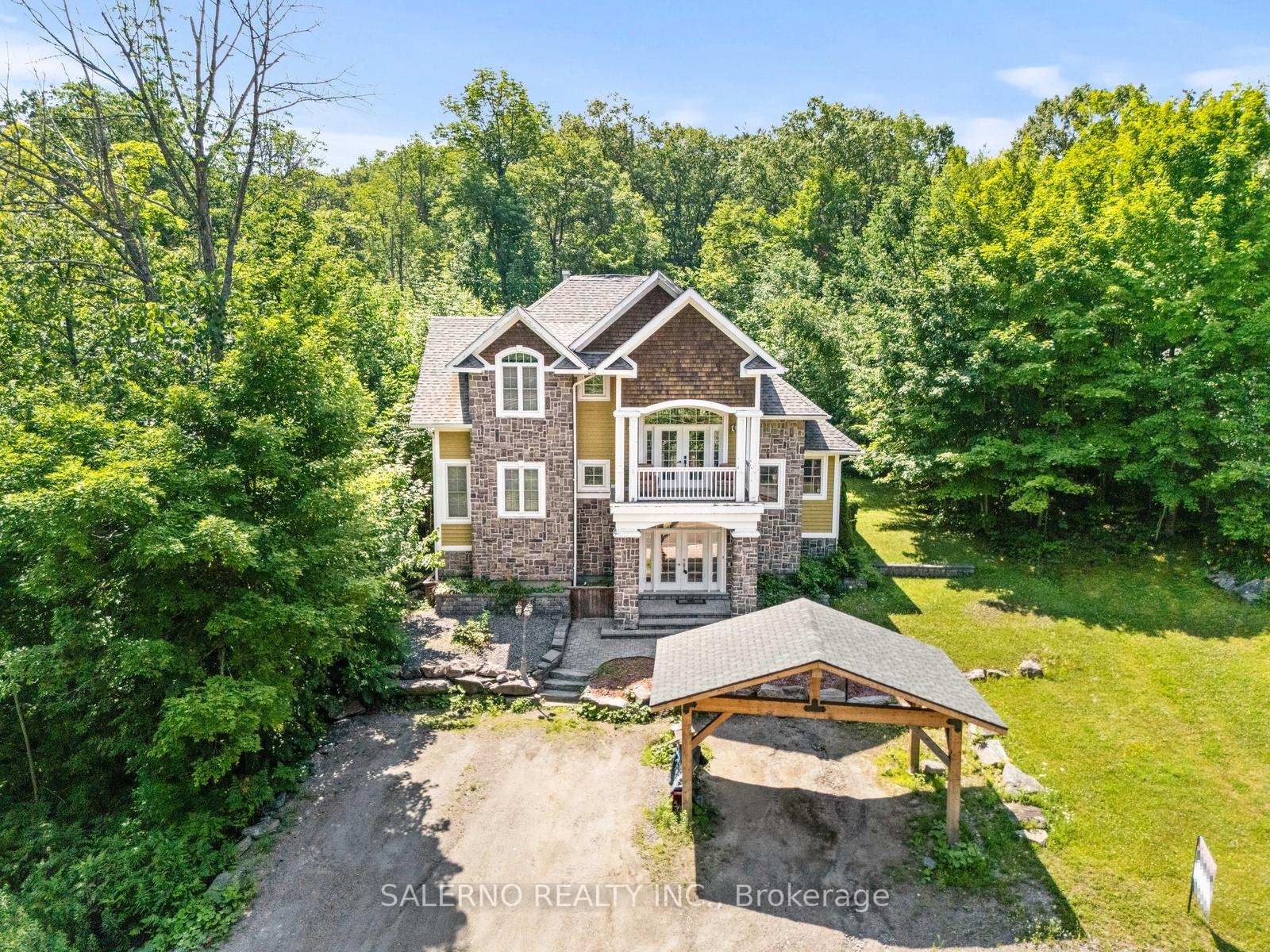 Photo 1 of 625 James Street, Gravenhurst, Muskoka (S) — HOMEH