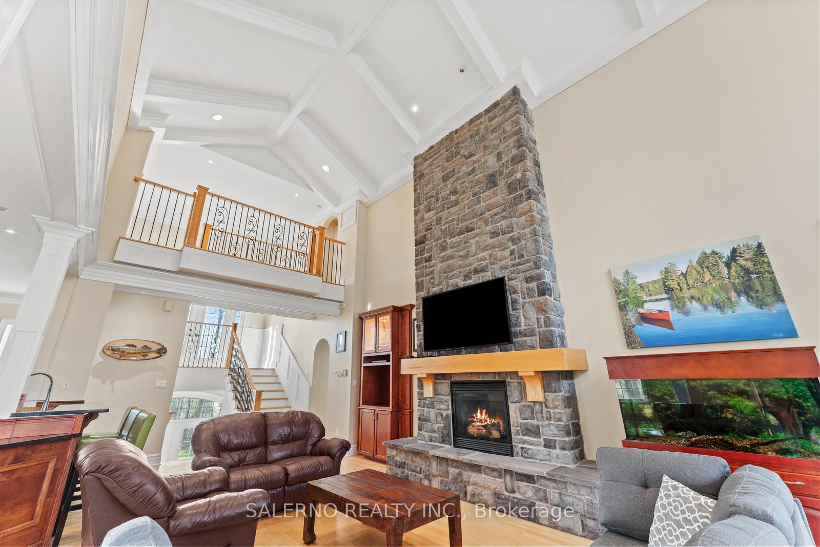Photo 8 of 625 James Street, Gravenhurst, Muskoka (S) — HOMEH