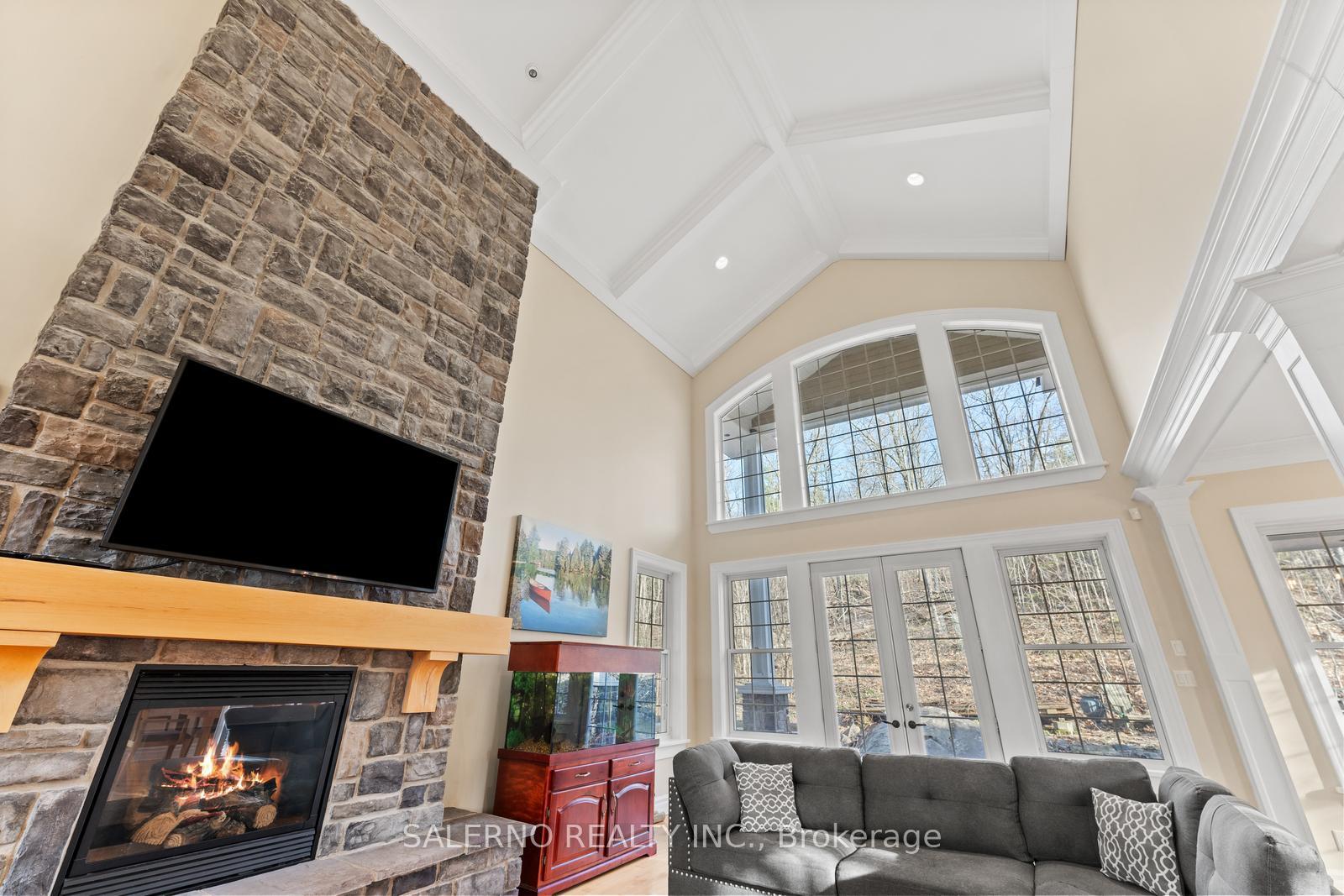 Photo 7 of 625 James Street, Gravenhurst, Muskoka (S) — HOMEH