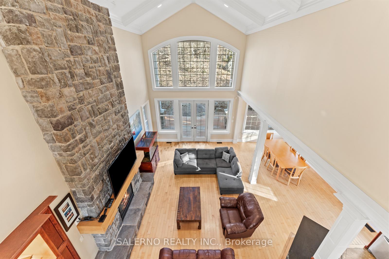 Photo 35 of 625 James Street, Gravenhurst, Muskoka (S) — HOMEH