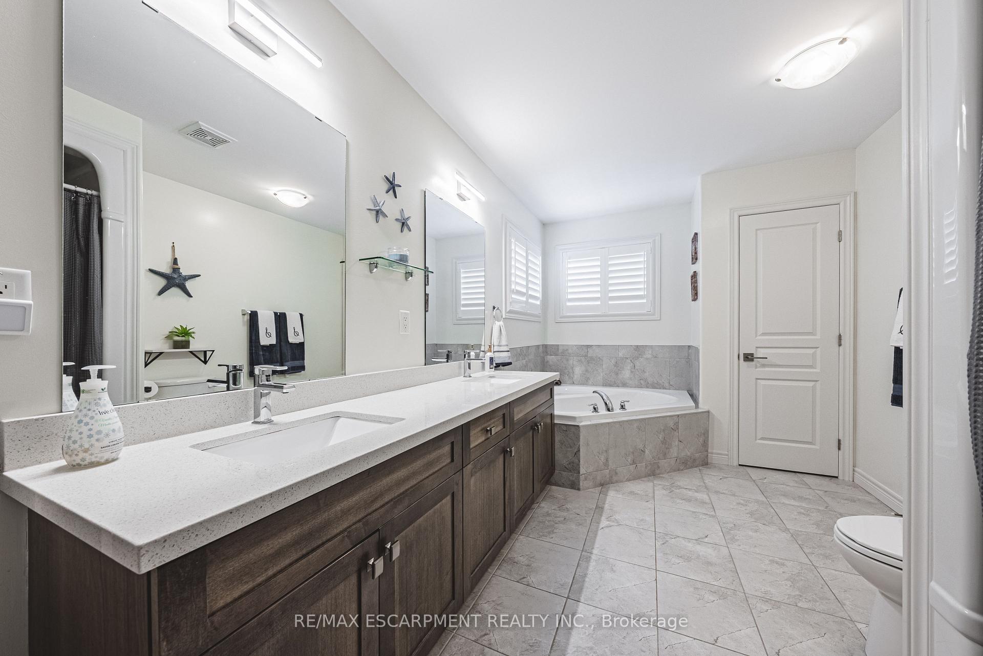 Photo 26 of 68 Kinsman Drive, Hamilton, Binbrook — HOMEH