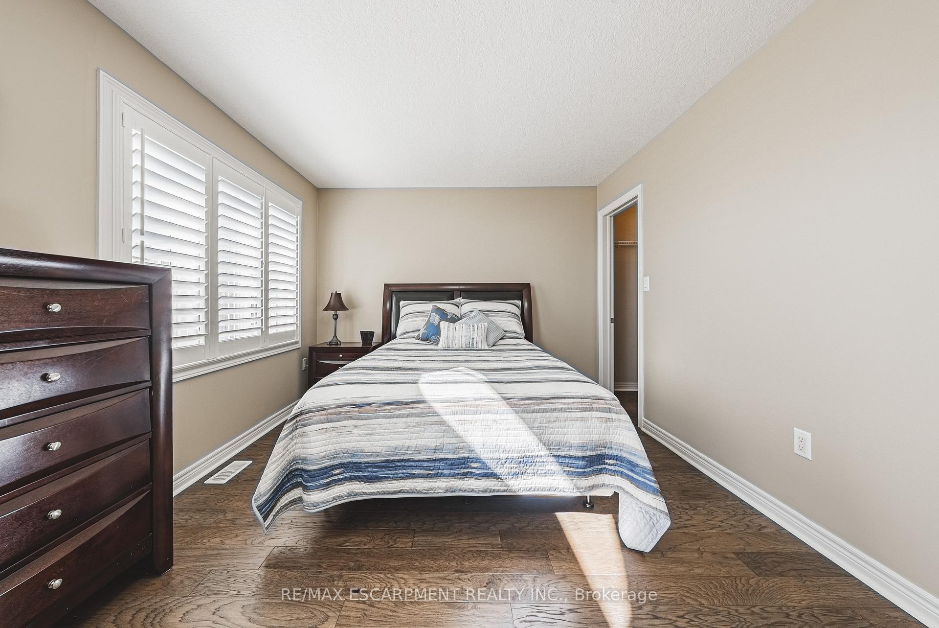 Photo 38 of 68 Kinsman Drive, Hamilton, Binbrook — HOMEH