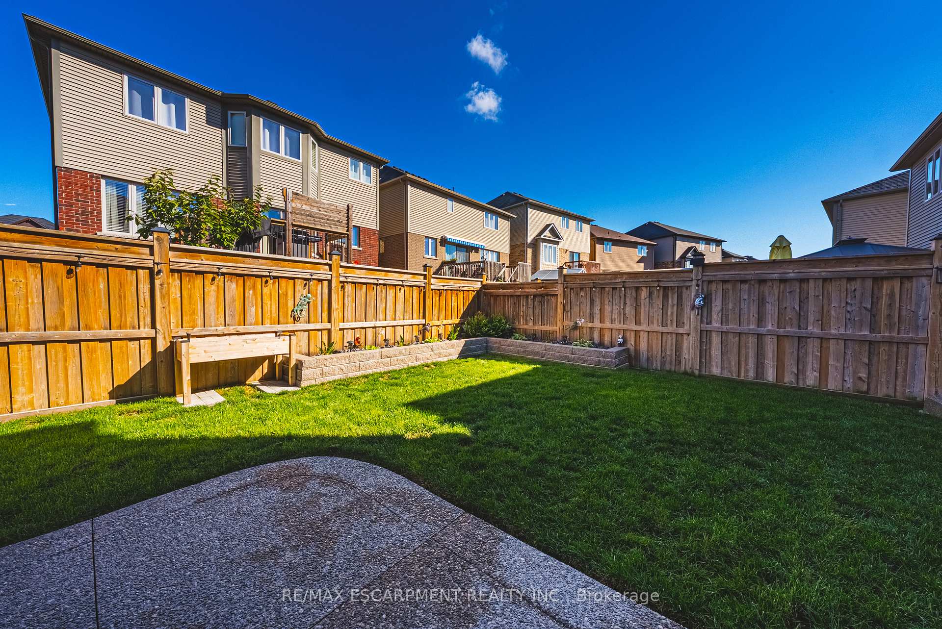 Photo 40 of 68 Kinsman Drive, Hamilton, Binbrook — HOMEH