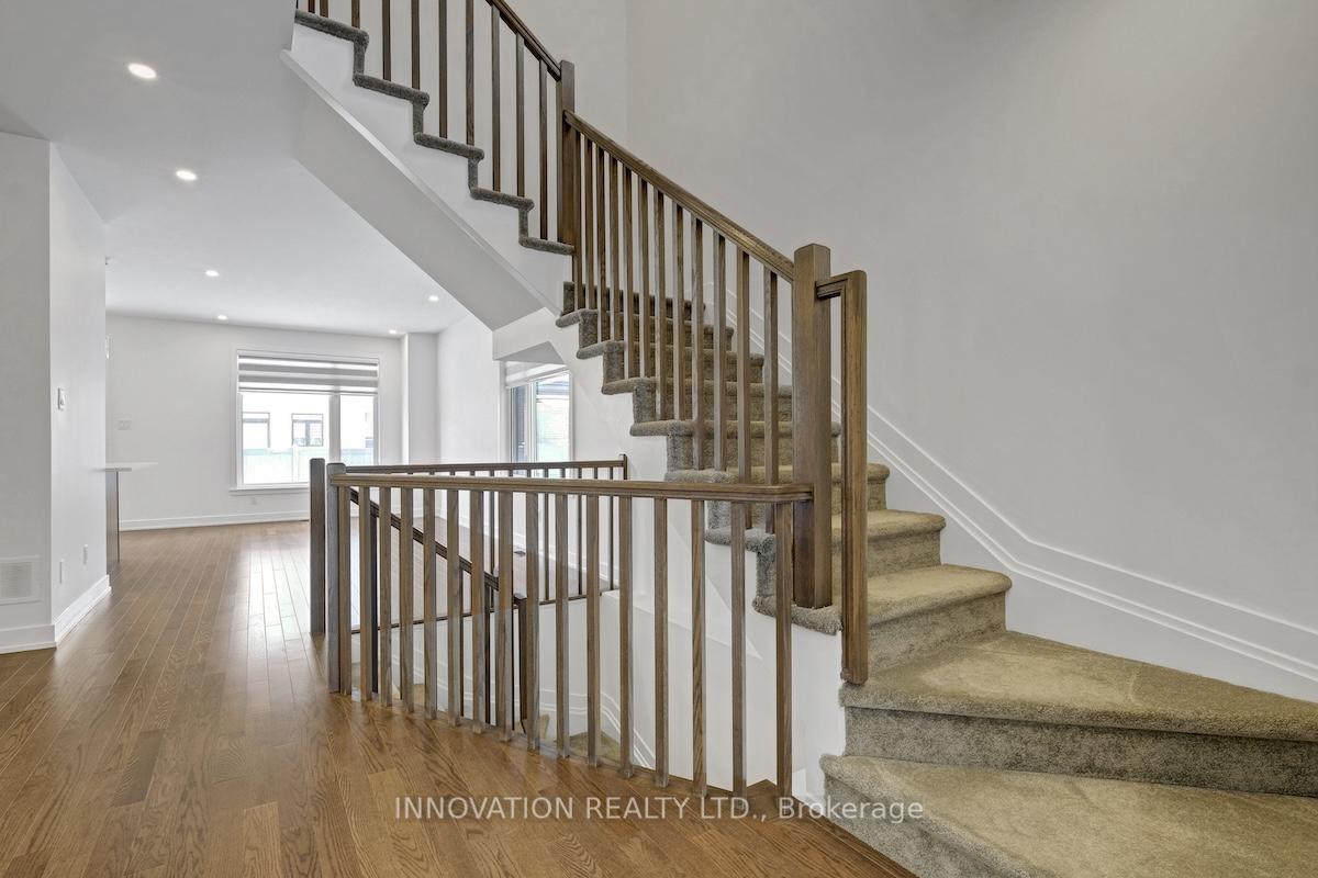 Photo 2 of 2349 Goldhawk Drive, Ottawa, Stittsville (South) — HOMEH