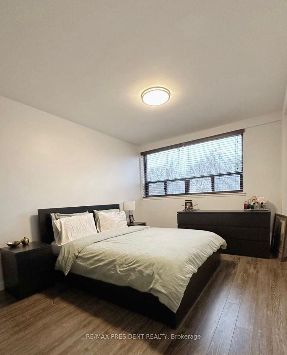 Photo 6 of Unit 202, 188 Mill Street S, Brampton, Brampton South — HOMEH