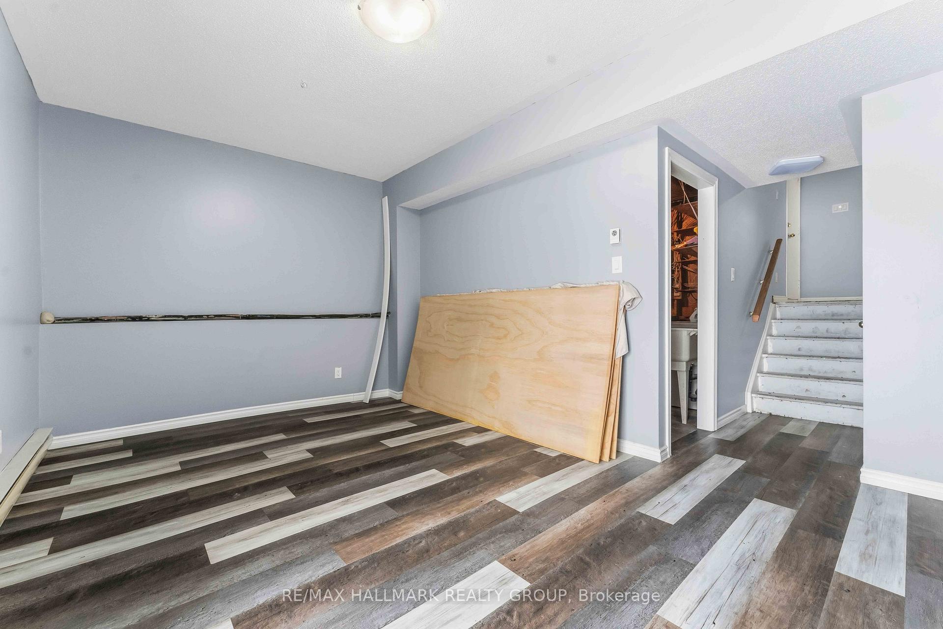 Photo 23 of 648 Brome Crescent, Ottawa, Fallingbrook/Ridgemount — HOMEH