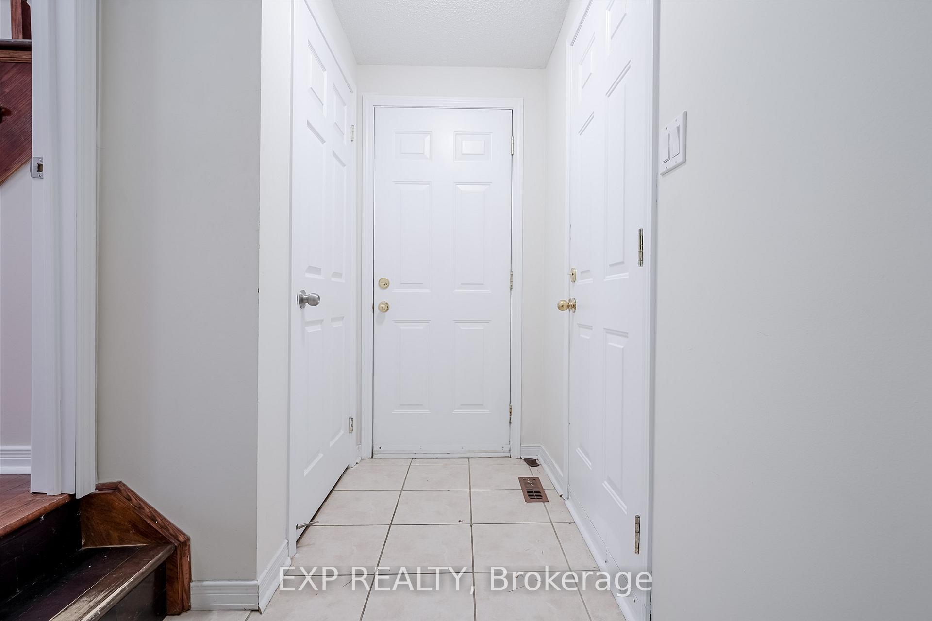 Photo 18 of 75 Hutton Place, Clarington, Bowmanville — HOMEH