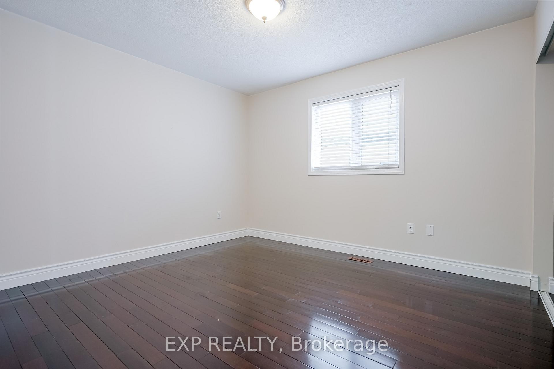 Photo 26 of 75 Hutton Place, Clarington, Bowmanville — HOMEH