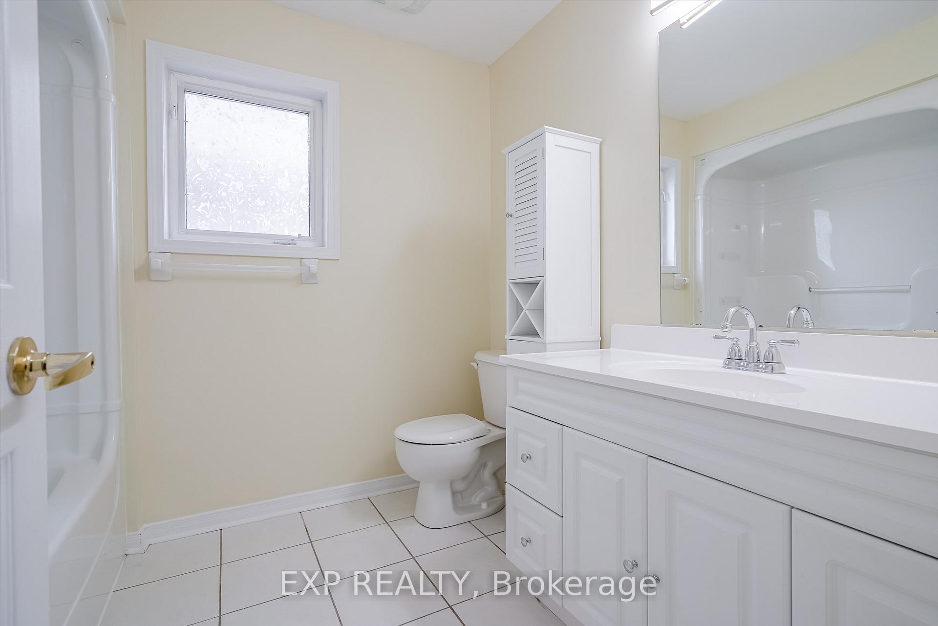 Photo 28 of 75 Hutton Place, Clarington, Bowmanville — HOMEH