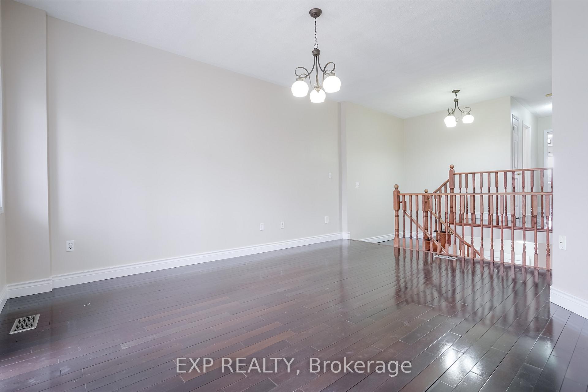 Photo 33 of 75 Hutton Place, Clarington, Bowmanville — HOMEH