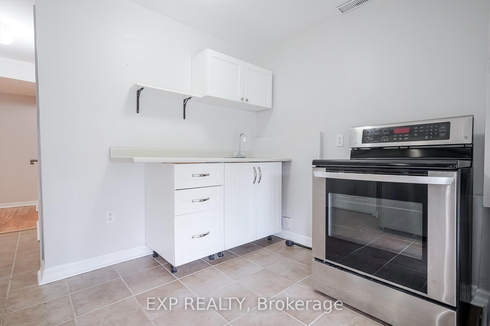 Photo 40 of 75 Hutton Place, Clarington, Bowmanville — HOMEH