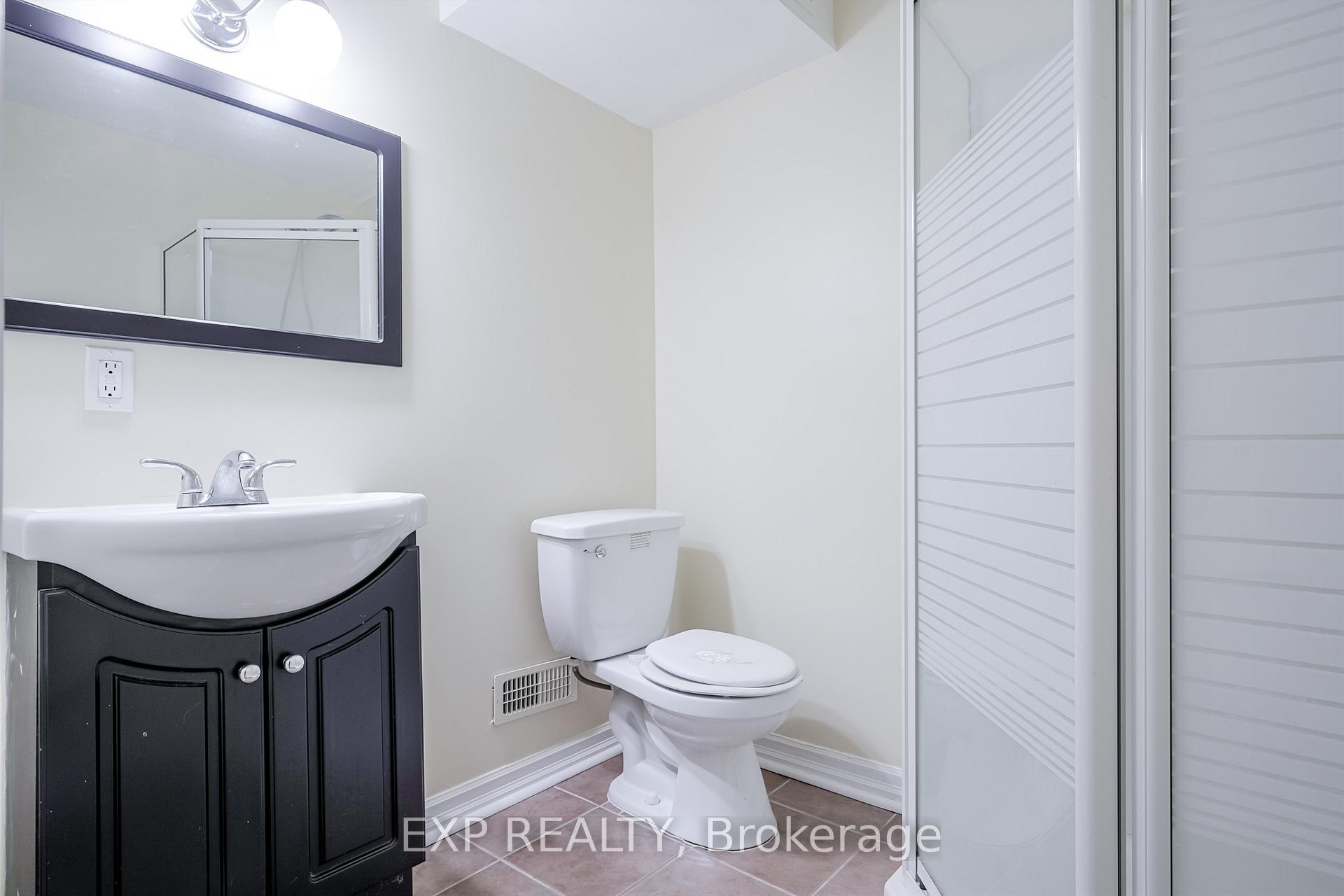 Photo 41 of 75 Hutton Place, Clarington, Bowmanville — HOMEH