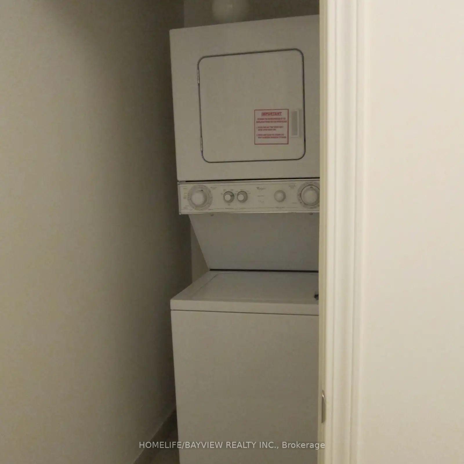 Photo 4 of Unit 1207, 19 Grand Trunk Crescent, Toronto, Waterfront Communities — HOMEH